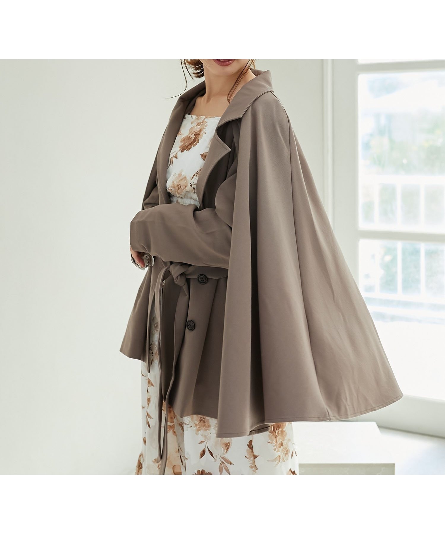 【マジェスティック レゴン/MAJESTIC LEGON】の2wayケープデザイントレンチ インテリア・キッズ・メンズ・レディースファッション・服の通販 founy(ファニー) 　ファッション　Fashion　レディースファッション　Fashion for Women　シンプル　Simple, Minimal　ダウン　Down, Puffer　デニム　Denim, Jeans Material　トレンチ　Trench, Trench Coat　トレンド　Trend, Trending Now　フェミニン　Feminine, Girly　ブローチ　Brooch, Pin Brooch　ボトム　Bottoms, Lower Wear　マーメイド　Mermaid, Fishtail Silhouette　リボン　Ribbon, Bow　リラックス　Relax, Relaxed Fit　ロング　Long, Long-Length　再入荷　Restock / Back in Stock　おすすめ　Recommended / Our Picks　モカ|ID: prp329100004693885 ipo3291000000033892797