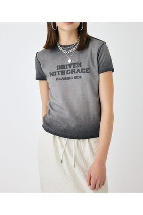 【マウジー/moussy】のBLURRED LOGO TEE 人気、トレンドファッション・服の通販 founy(ファニー) ファッション Fashion レディースファッション Fashion for Women おすすめ Recommended / Our Picks シンプル Simple, Minimal 人気 Popular, Best Seller 再入荷 Restock / Back in Stock |ID:prp329100004693895