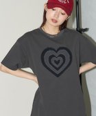 【フリークスストア/FREAK'S STORE】のダメージ ハート ドッキングTシャツ 限定展開 25SS 人気、トレンドファッション・服の通販 founy(ファニー) ファッション Fashion レディースファッション Fashion for Women トップス・カットソー Cut & Sew Tops シャツ・ブラウス・オフィスカジュアル Elegant Blouses & Button-Ups ロングTシャツ・Tシャツ Longline T-Shirts & Tees 2025年 2025 2025春夏・S/S Spring/Summer 2025 SS25 インナー Innerwear ダメージ Distressed, Destroyed デニム Denim, Jeans Material トレンド Trend, Trending Now ドッキング Docking, Mixed Material バレエ Ballet, Ballet Style モチーフ Motif, Design Theme 夏 Summer S/S・春夏 SS, Spring/Summer, Warm Season thumbnail ブラック|ID: prp329100004693997 ipo3291000000033894036