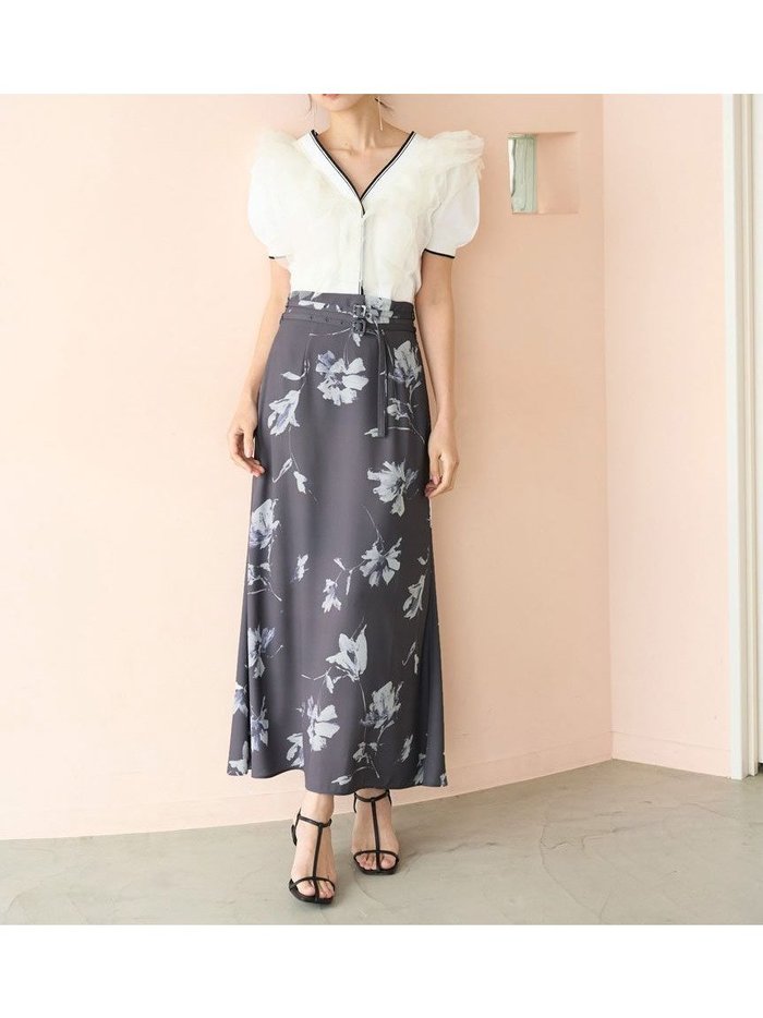 【スナイデル/SNIDEL】のダブルベルトプリントスカート インテリア・キッズ・メンズ・レディースファッション・服の通販 founy(ファニー) https://founy.com/ ファッション Fashion レディースファッション Fashion for Women スカート Skirts ベルト&ウエストマーク Belts & Waist Accessories ウェーブ Wavy Pattern エレガント 上品 Elegant 春 Spring スリット Slit, Slit Detail とろみ Fluid, Flowy Fabric トレンド Trend, Trending Now フィット Fit, Slim Fit フェミニン Feminine, Girly フラワー Flower, Floral フレア Flare, Flared プリント Print, Printed Pattern ロング Long, Long-Length おすすめ Recommended / Our Picks |ID: prp329100004694020 ipo3291000000033894260