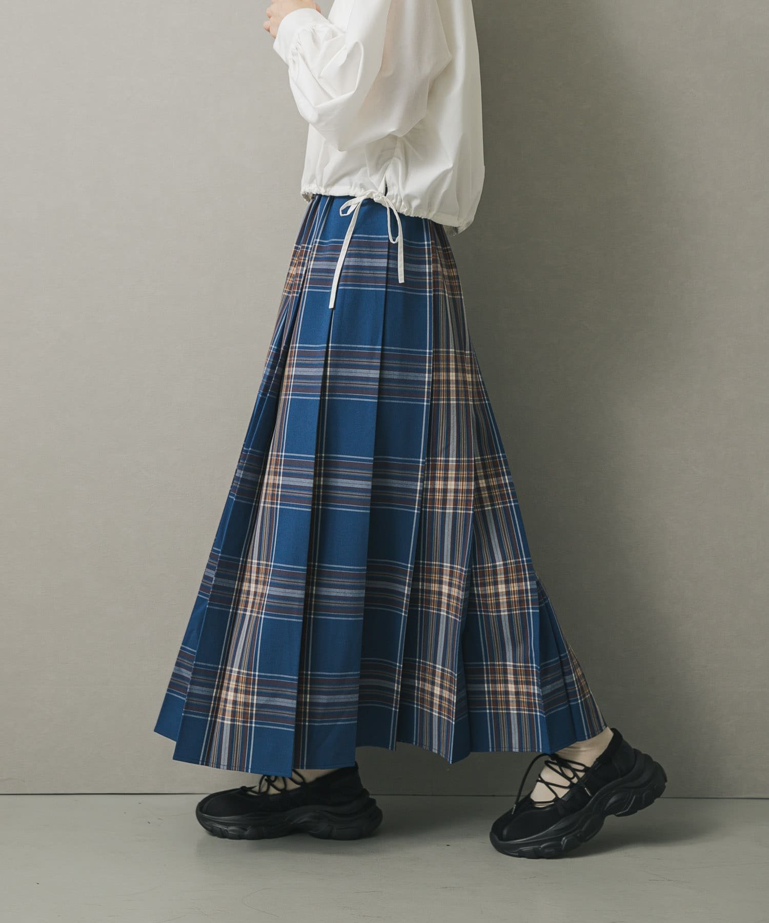 【センスオブプレイス/SENSE OF PLACE by URBAN RESEARCH】のチェックプリーツスカート インテリア・キッズ・メンズ・レディースファッション・服の通販 founy(ファニー) 　ファッション　Fashion　レディースファッション　Fashion for Women　スカート　Skirts　プリーツスカート / 上品フェミニンスタイル　Pleated Skirts　2025年　2025　2025-2026秋冬・A/W　Autumn/Winter 2025–26 AW25–26　冬　Winter / This Winter　シンプル　Simple, Minimal　スウェット / スエット　Sweatshirt, Sweatwear　チェック　Check, Plaid, Tartan　トレンド　Trend, Trending Now　プリーツ　Pleats, Pleated　エレガント 上品　Elegant　楽ちん　Easy Fit, Comfortable　A/W・秋冬　Autumn/Winter　BLU×BEG|ID: prp329100004694072 ipo3291000000034312537