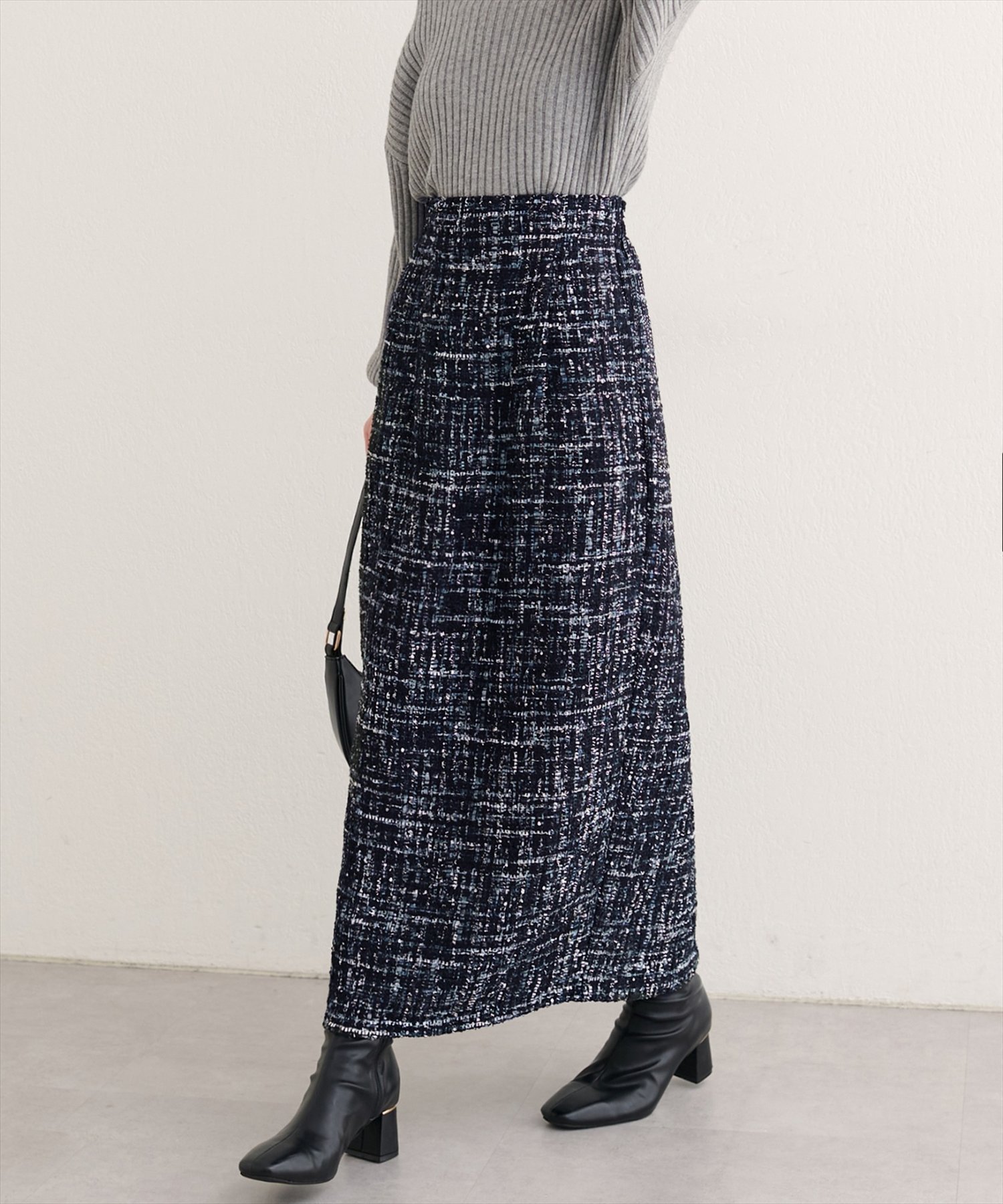 【ナチュラルクチュール/natural couture】のMIXツイードハイウエストタイトスカート インテリア・キッズ・メンズ・レディースファッション・服の通販 founy(ファニー) 　ファッション　Fashion　レディースファッション　Fashion for Women　スカート　Skirts　アクセサリー　Fashion Accessories　カットソー　Cut and Sewn Top　カーディガン　Cardigan, Knitwear　クラシカル　Classical, Vintage-Inspired　シューズ　Shoes, Footwear　シンプル　Simple, Minimal　スニーカー　Sneakers, Trainers　スリット　Slit, Slit Detail　タイトスカート　Pencil Skirt, Tight Skirt　ダウン　Down, Puffer　ツイード　Twill, Twill Weave　フェミニン　Feminine, Girly　フラット　Flat, Flat Shoes　ポケット　Pocket, Pocket Detail　モダン　Modern, Contemporary　おすすめ　Recommended / Our Picks　2025年　2025　2025-2026秋冬・A/W　Autumn/Winter 2025–26 AW25–26　ブラック|ID: prp329100004694102 ipo3291000000033894833