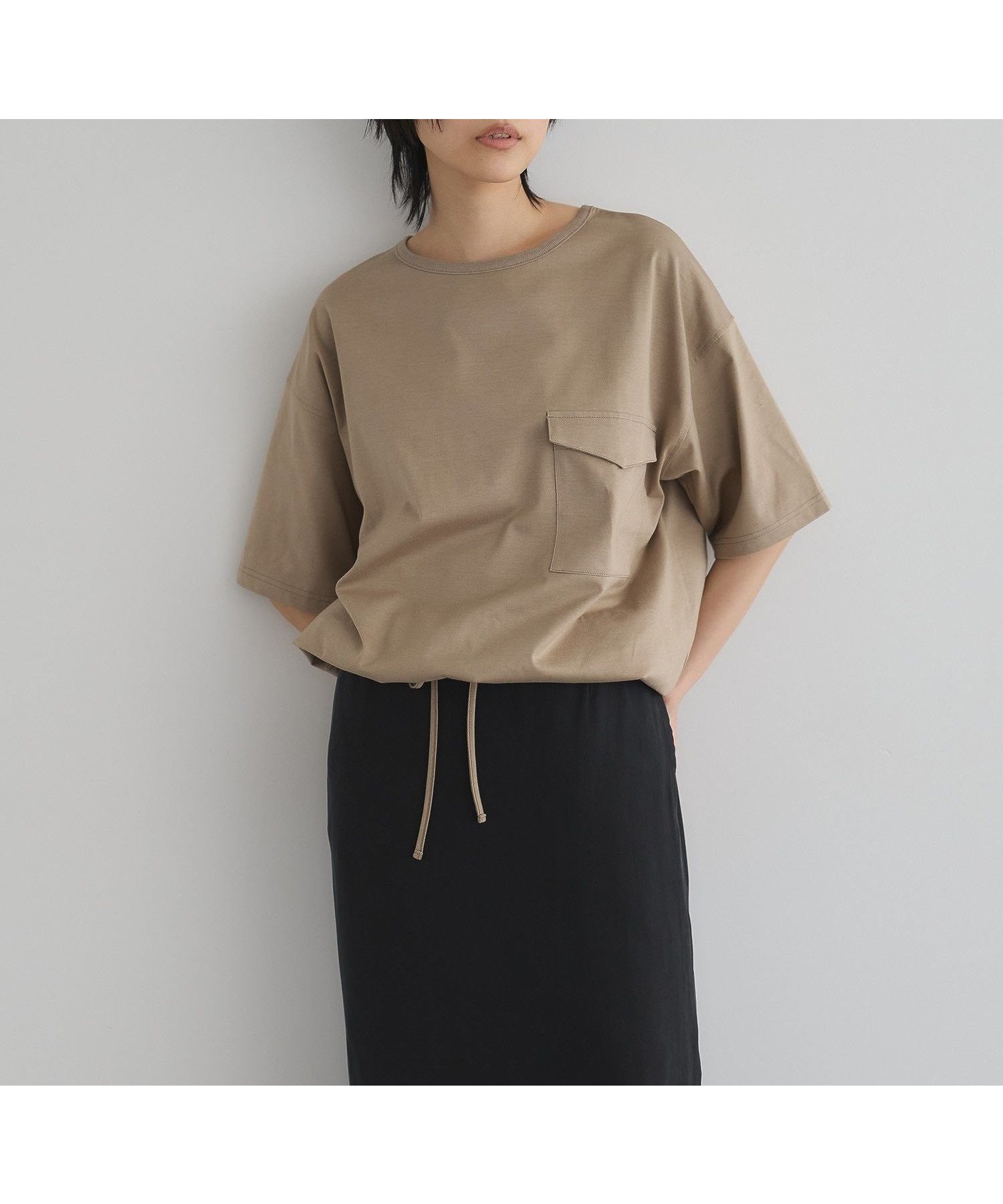 【ガレージ オブ グッド クロージング/GARAGE OF GOOD CLOTHING】の【日本製】6分袖裾ドロストプルオーバー インテリア・キッズ・メンズ・レディースファッション・服の通販 founy(ファニー) 　ファッション　Fashion　レディースファッション　Fashion for Women　トップス・カットソー　Cut & Sew Tops　カジュアルプルオーバー・ニットトップス　Pullovers & Knit Tops / Casual Pullovers　シンプル　Simple, Minimal　バルーン　Balloon, Balloon Silhouette　フォルム　Silhouette, Form　フラップ　Flap, Flap Pocket　ポケット　Pocket, Pocket Detail　日本製　Made In Japan　カーキ|ID: prp329100004694150 ipo3291000000033895121
