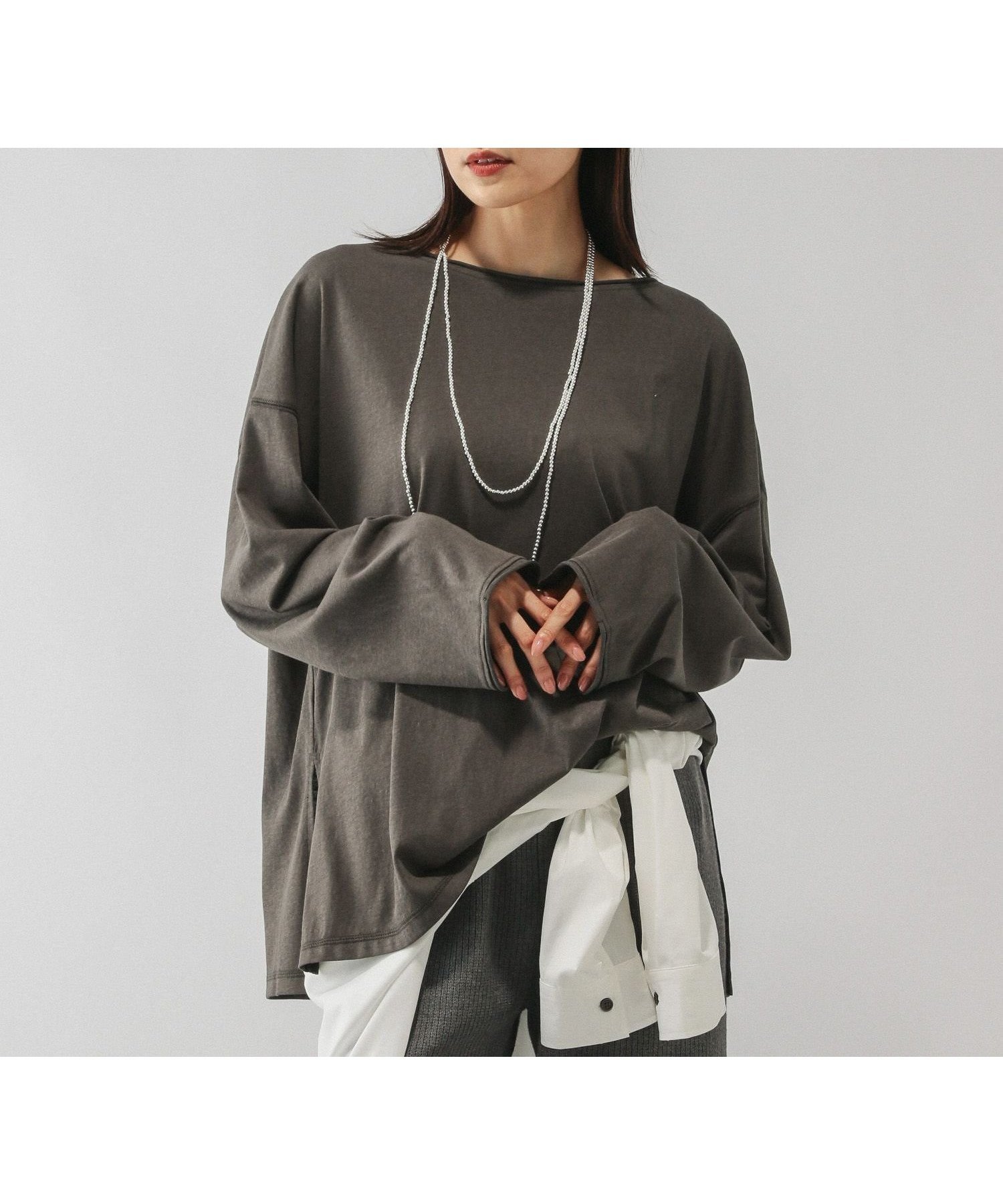 【グローバルワーク/GLOBAL WORK】のスラブボートネックルーズTシャツ/589058 インテリア・キッズ・メンズ・レディースファッション・服の通販 founy(ファニー)  ファッション Fashion レディースファッション Fashion for Women トップス・カットソー Cut & Sew Tops シャツ・ブラウス・オフィスカジュアル Elegant Blouses & Button-Ups ロングTシャツ・Tシャツ Longline T-Shirts & Tees おすすめ Recommended / Our Picks カットソー Cut and Sewn Top スリット Slit, Slit Detail ネックレス Necklace, Pendant Necklace フェミニン Feminine, Girly フロント Front, Front Design ミリタリー Military, Army Style スミクロ18|ID: prp329100004694235 ipo3291000000034419394