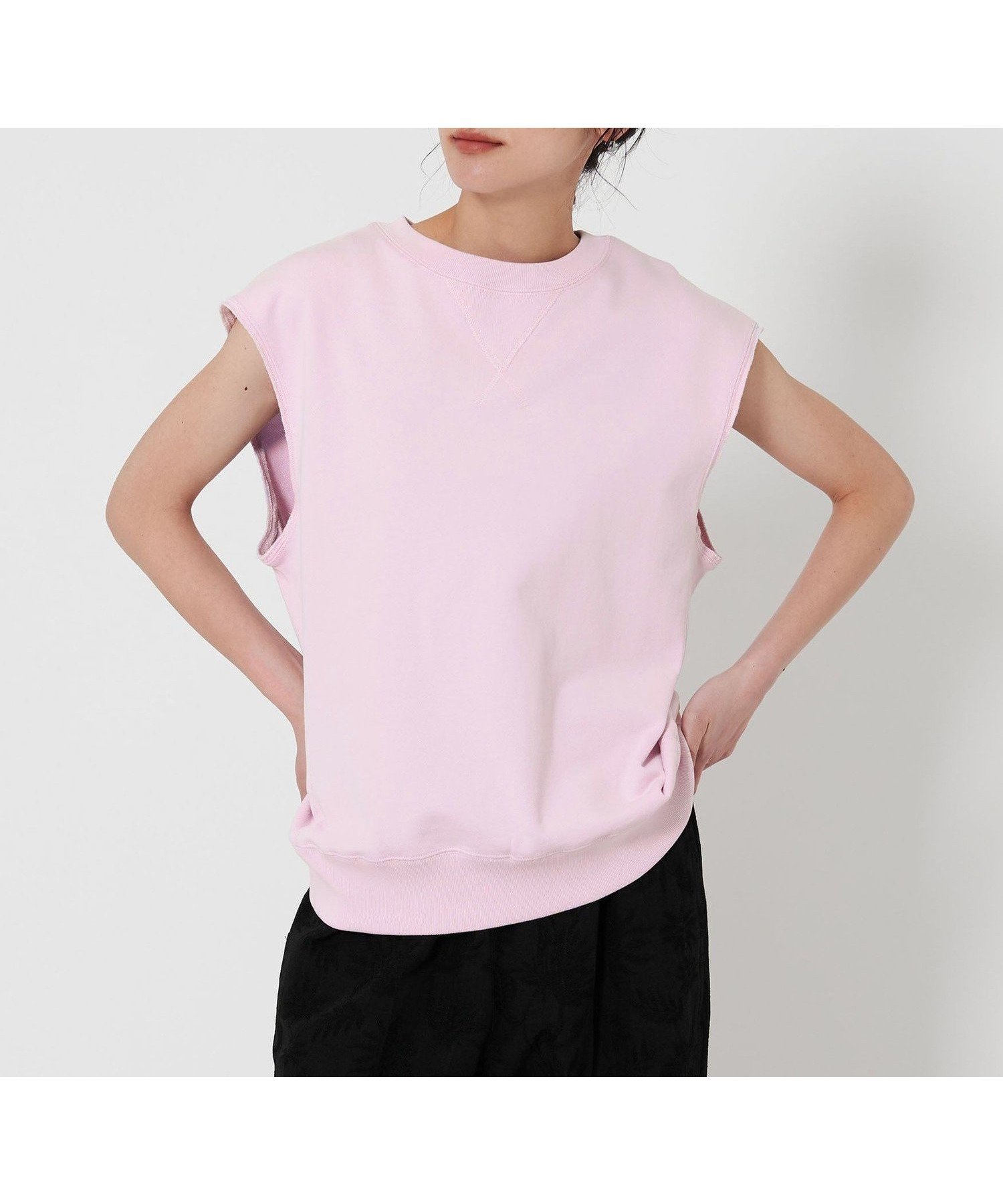 【ユナイテッドアローズ/UNITED ARROWS】のコットン裏毛スウェット ノースリーブトップ インテリア・キッズ・メンズ・レディースファッション・服の通販 founy(ファニー) 　ファッション　Fashion　レディースファッション　Fashion for Women　トップス・カットソー　Cut & Sew Tops　キャミソール&ノースリーブ　Camisoles & Sleeveless Tops　レディースパーカー・カジュアルフーディー　Casual Hoodies & Sweatshirts　スウェット・クルーネックトップス　Sweatshirts & Crewnecks / Relaxed Fit Sweat Tops　おすすめ　Recommended / Our Picks　シンプル　Simple, Minimal　スウェット / スエット　Sweatshirt, Sweatwear　ティアードスカート　Tiered Skirt, Flounced Skirt　デニム　Denim, Jeans Material　ノースリーブ　Sleeveless, No-Sleeve　フェミニン　Feminine, Girly　フロント　Front, Front Design　ベスト　Vest, Waistcoat　ベーシック　Basic, Essential　LT.PINK|ID: prp329100004694434 ipo3291000000033897371