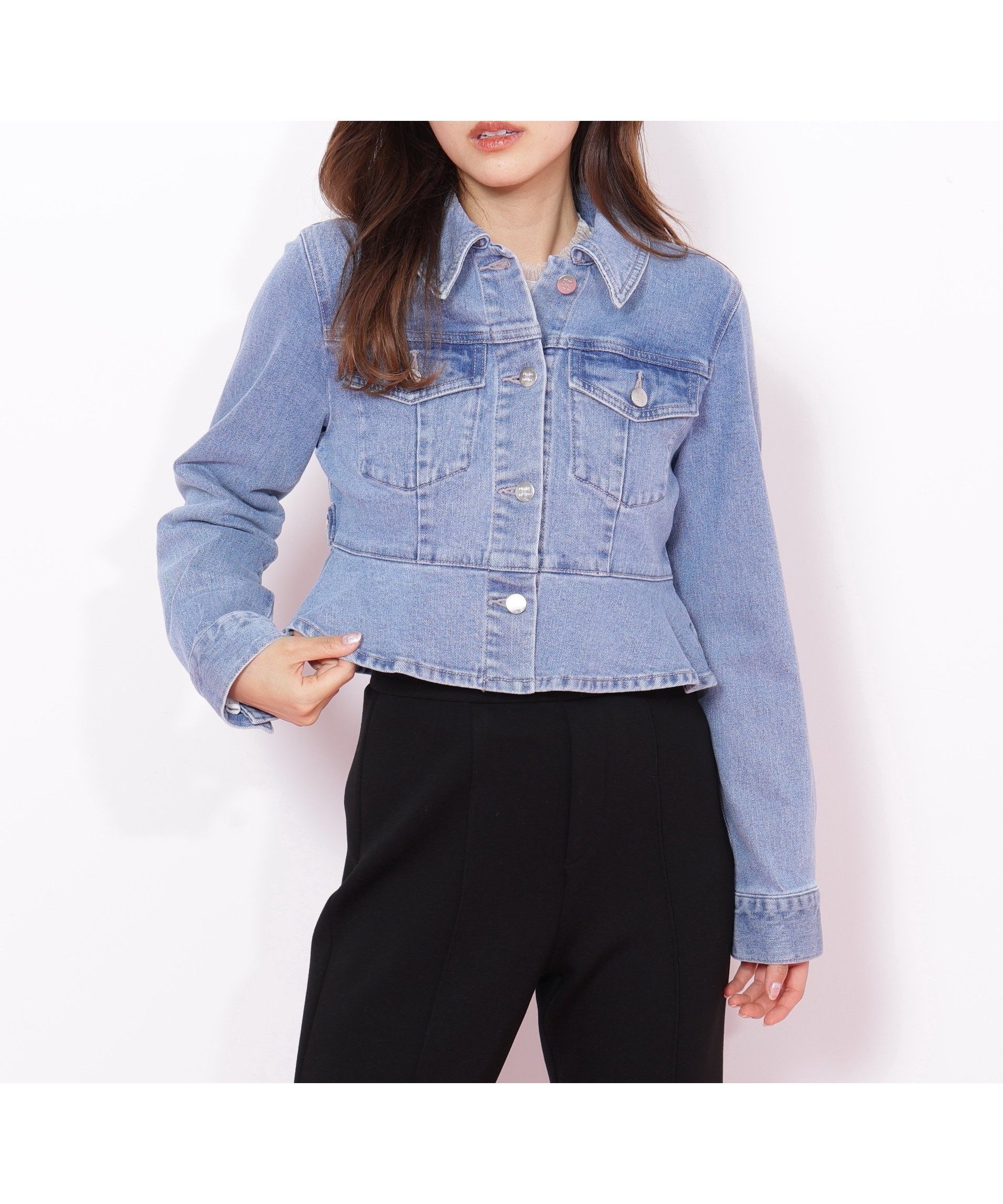 【ジルバイジルスチュアート/JILL by JILLSTUART】のペプラムデニムジャケット インテリア・キッズ・メンズ・レディースファッション・服の通販 founy(ファニー) 　ファッション　Fashion　レディースファッション　Fashion for Women　アウター　Coat / Outerwear Collection　レディースジャケット・軽アウター　Jackets　デニムジャケット / カジュアルアウター　Denim Jackets　おすすめ　Recommended / Our Picks　コンパクト　Compact, Small Size　ジャケット　Jacket, Outerwear　ストレッチ　Stretch, Stretchy Fabric　デニム　Denim, Jeans Material　パッチ　Patch, Appliqué　ペプラム　Peplum, Flared Hem　ブルー|ID: prp329100004694462 ipo3291000000033897622