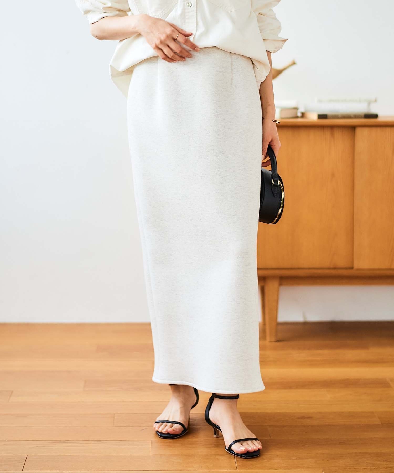 【ルクールブラン/le.coeur blanc】のジャガードダンボールタイトスカート インテリア・キッズ・メンズ・レディースファッション・服の通販 founy(ファニー) 　ファッション　Fashion　レディースファッション　Fashion for Women　スカート　Skirts　おすすめ　Recommended / Our Picks　インナー　Innerwear　シンプル　Simple, Minimal　スウェット / スエット　Sweatshirt, Sweatwear　タイトスカート　Pencil Skirt, Tight Skirt　春　Spring　A/W・秋冬　Autumn/Winter　ベージュ|ID: prp329100004694556 ipo3291000000033898578
