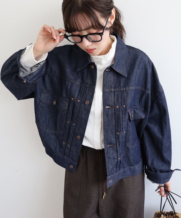 【ルクールブラン/le.coeur blanc】のライトデニムジャケット インテリア・キッズ・メンズ・レディースファッション・服の通販 founy(ファニー) https://founy.com/ ファッション Fashion レディースファッション Fashion for Women アウター Coat / Outerwear Collection レディースジャケット・軽アウター Jackets デニムジャケット / カジュアルアウター Denim Jackets おすすめ Recommended / Our Picks インナー Innerwear ショート Short, Short Length ジャケット Jacket, Outerwear スリーブ Sleeve, Long Sleeve / Short Sleeve デニム Denim, Jeans Material ドレープ Drape, Draping Fabric バルーン Balloon, Balloon Silhouette 定番 Standard, Basic Item A/W・秋冬 Autumn/Winter 羽織 Haori, Light Jacket |ID: prp329100004694580 ipo3291000000033898804