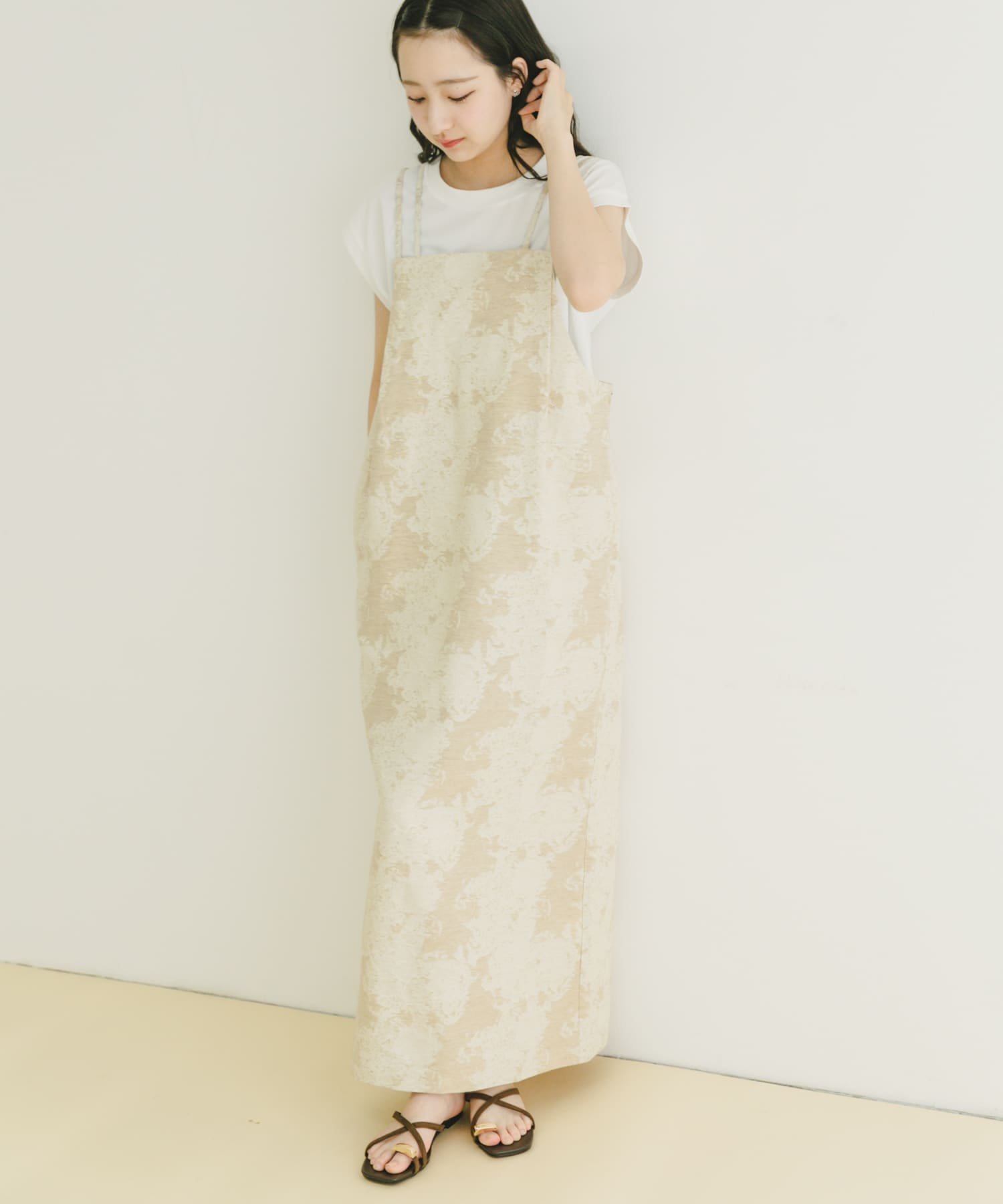 【アイテムズアーバンリサーチ/ITEMS URBAN RESEARCH】のリネン混ジャガードキャミワンピース インテリア・キッズ・メンズ・レディースファッション・服の通販 founy(ファニー) 　ファッション　Fashion　レディースファッション　Fashion for Women　ワンピース　Dresses　キャミソールワンピース　Camisole Dresses　2025年　2025　2025春夏・S/S　Spring/Summer 2025 SS25　インナー　Innerwear　キャミワンピース　Cami Dress, Slip Dress　タンク　Tank Top, Sleeveless Top　リネン　Linen, Linen Fabric　夏　Summer　S/S・春夏　SS, Spring/Summer, Warm Season　L.BEG|ID: prp329100004694673 ipo3291000000033989060
