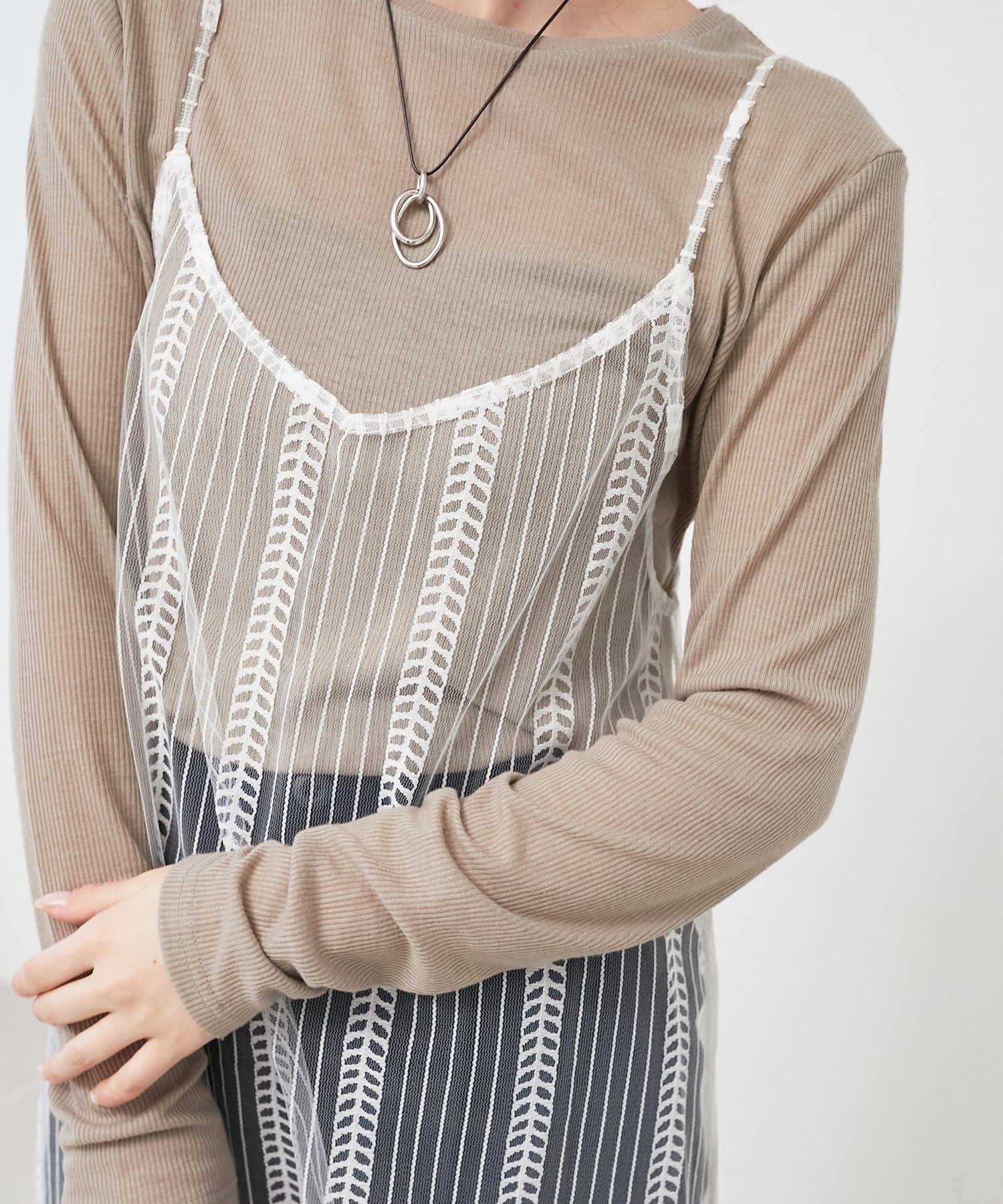 【ルクールブラン/le.coeur blanc】の《手洗い可能》シアーリブロングスリーブTシャツ インテリア・キッズ・メンズ・レディースファッション・服の通販 founy(ファニー) 　ファッション　Fashion　レディースファッション　Fashion for Women　トップス・カットソー　Cut & Sew Tops　シャツ・ブラウス・オフィスカジュアル　Elegant Blouses & Button-Ups　ロングTシャツ・Tシャツ　Longline T-Shirts & Tees　おすすめ　Recommended / Our Picks　インナー　Innerwear　カーディガン　Cardigan, Knitwear　シアー　Sheer, See-Through　ジャケット　Jacket, Outerwear　スリーブ　Sleeve, Long Sleeve / Short Sleeve　トレンド　Trend, Trending Now　ロング　Long, Long-Length　ベージュ|ID: prp329100004694700 ipo3291000000033899969