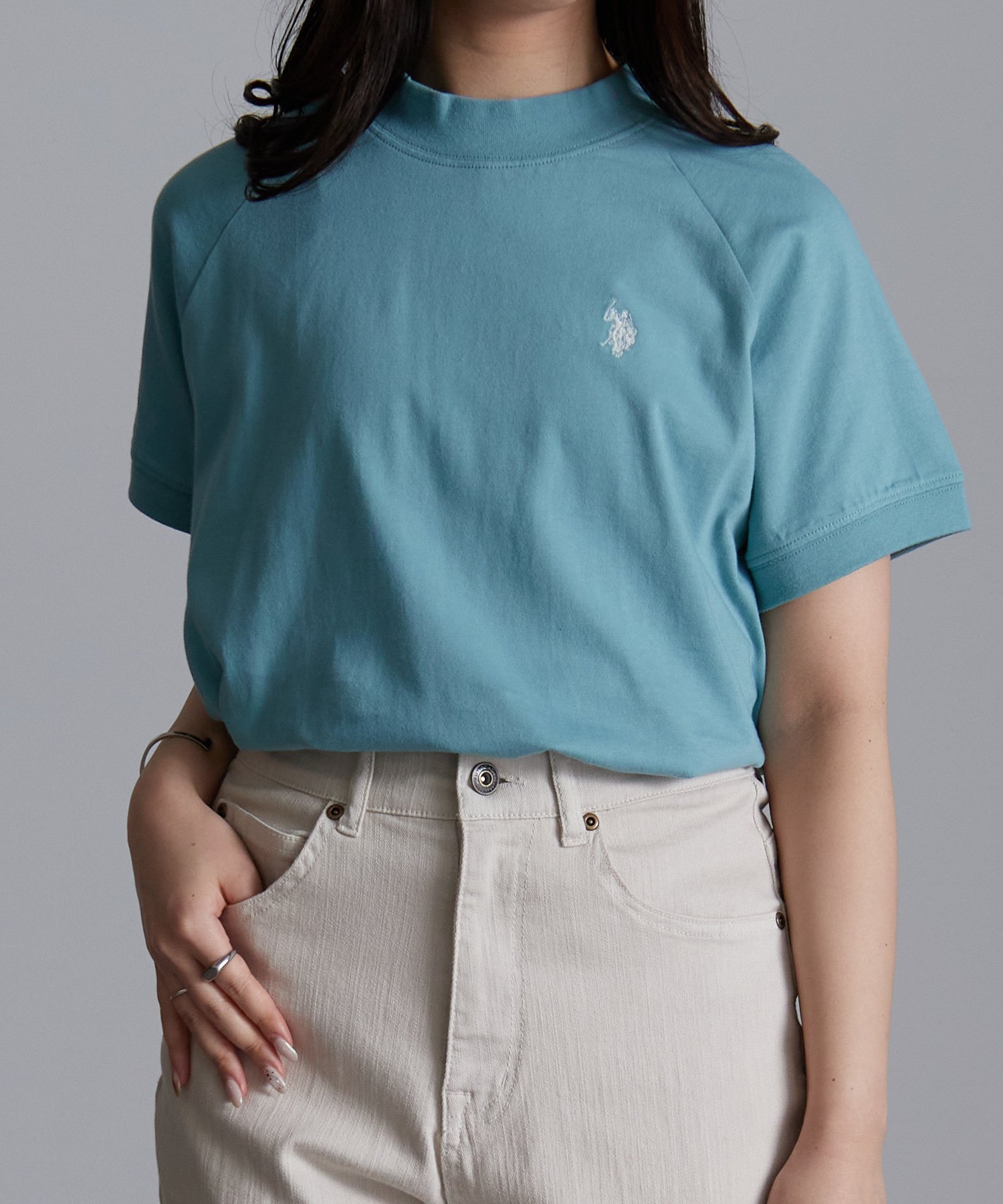 【ラナン/Ranan】のUSP 綿100%プチハイネックTシャツ インテリア・キッズ・メンズ・レディースファッション・服の通販 founy(ファニー) 　ファッション　Fashion　レディースファッション　Fashion for Women　トップス・カットソー　Cut & Sew Tops　シャツ・ブラウス・オフィスカジュアル　Elegant Blouses & Button-Ups　ロングTシャツ・Tシャツ　Longline T-Shirts & Tees　イタリア　Italy　腕時計　Wristwatch　コレクション　Collection, Seasonal Line　シンプル　Simple, Minimal　トレンド　Trend, Trending Now　人気　Popular, Best Seller　フィット　Fit, Slim Fit　ワンポイント　One Point, Statement Accent　夏　Summer　セージ|ID: prp329100004694718 ipo3291000000033980356