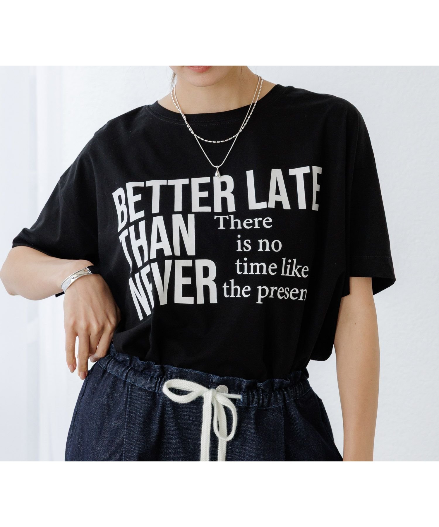 【エルーラ/Elura】のロゴゆるT/579969 インテリア・キッズ・メンズ・レディースファッション・服の通販 founy(ファニー) 　ファッション　Fashion　レディースファッション　Fashion for Women　サンダル　Sandals, Summer Shoes　シンプル　Simple, Minimal　スニーカー　Sneakers, Trainers　タイトスカート　Pencil Skirt, Tight Skirt　バランス　Balance, Style Balance　ボトム　Bottoms, Lower Wear　リラックス　Relax, Relaxed Fit　ワイド　Wide, Wide Fit　夏　Summer　ブラック09|ID: prp329100004694746 ipo3291000000033900433