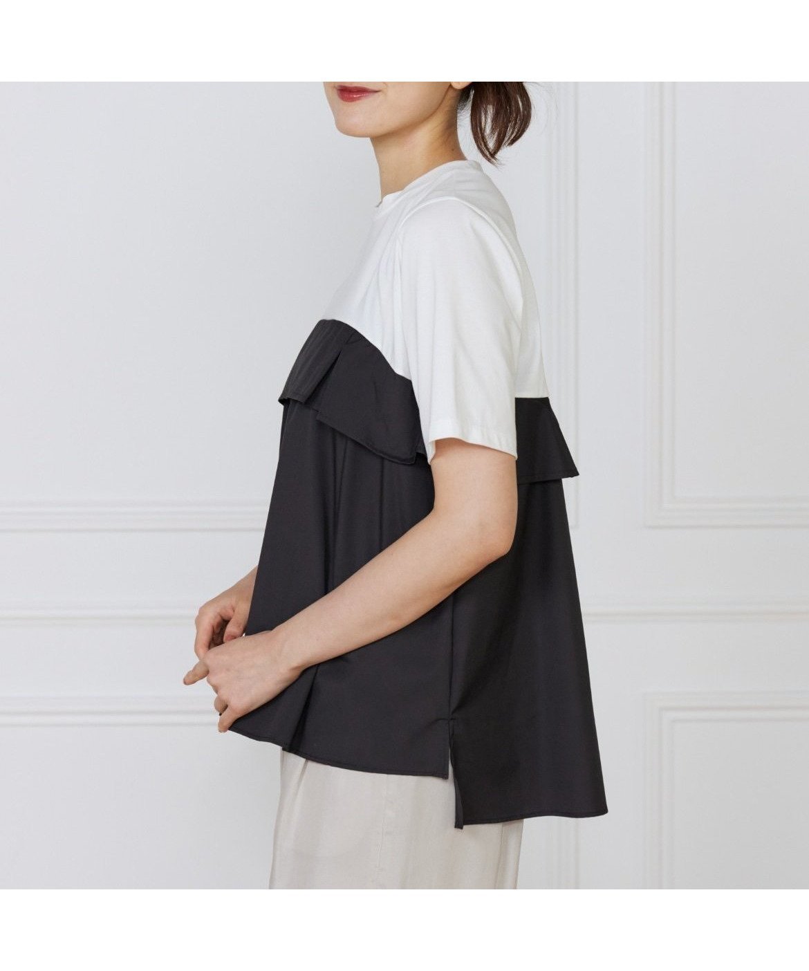【イネド/INED】のビスチェ風コンビ ジャージー トップス インテリア・キッズ・メンズ・レディースファッション・服の通販 founy(ファニー) 　ファッション　Fashion　レディースファッション　Fashion for Women　トップス・カットソー　Cut & Sew Tops　ビスチェ　Bustiers & Corset Tops / Layered Bustier Style　コンビ　Combo, Combination Style　ジャケット　Jacket, Outerwear　スマート　Smart, Elegant　ティアード　Tiered, Tiered Style　ビスチェ　Bustier, Corset Top　ブロード　Broadcloth, Fine Cotton　ペプラム　Peplum, Flared Hem　ホワイト|ID: prp329100004694900 ipo3291000000033901651
