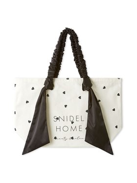 【スナイデル ホーム/SNIDEL HOME】のオーガニックキャンバストート -BIG-(HEART) 人気、トレンドファッション・服の通販 founy(ファニー) ファッション Fashion レディースファッション Fashion for Women バッグ Bags おすすめ Recommended / Our Picks キャンバス Canvas, Canvas Fabric ギャザー Gathered, Ruffled フェミニン Feminine, Girly プリント Print, Printed Pattern ポケット Pocket, Pocket Detail ポーチ Pouch, Small Case リボン Ribbon, Bow ビジネス 仕事 通勤 Business / Work / Commuting 定番 Standard, Basic Item 旅行 Travel |ID:prp329100004694929
