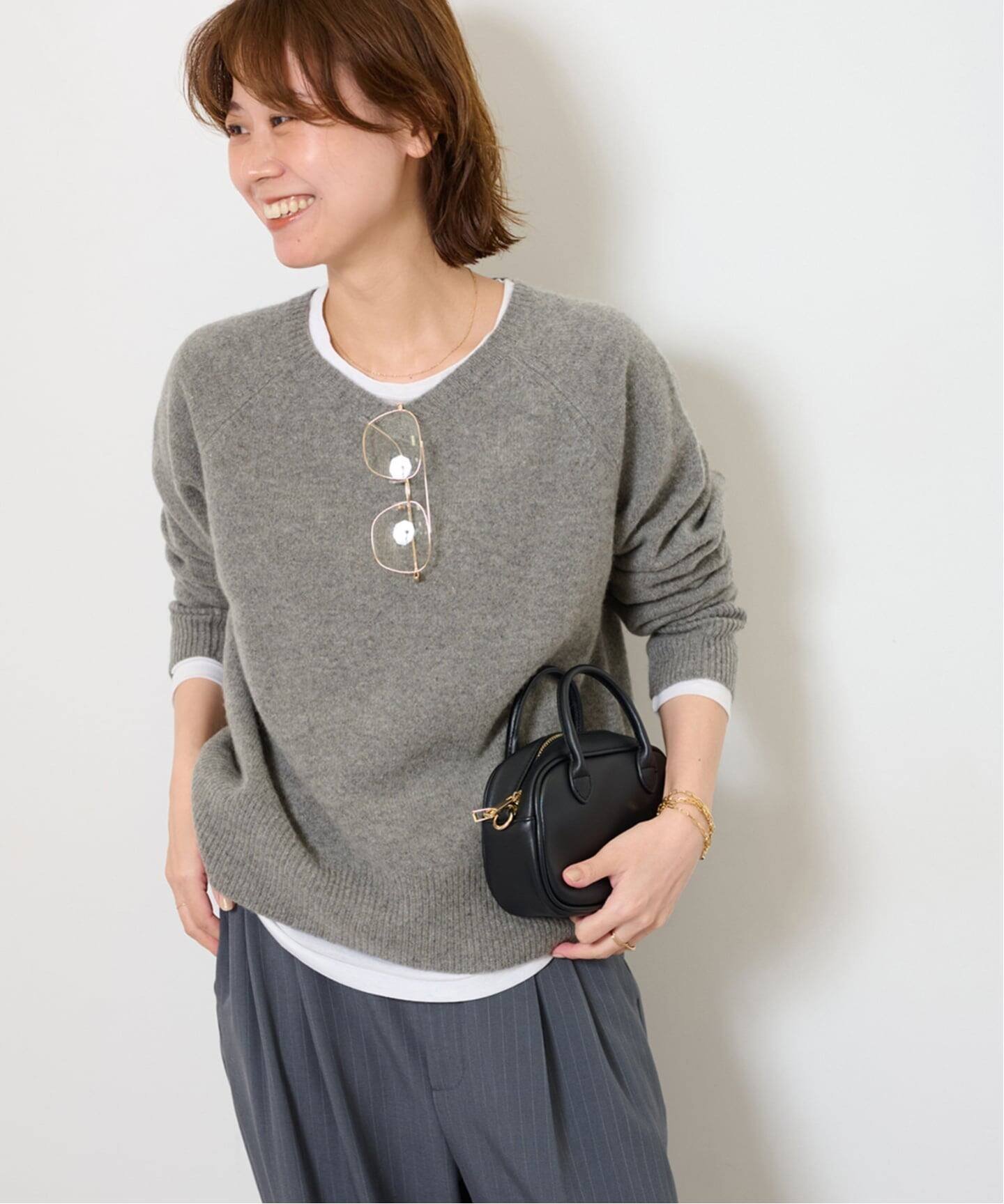 【ジャーナルスタンダード レリューム/JOURNAL STANDARD relume】の《一部WEB限定追加 / 新色》ウールカシミヤVネックプルオーバー インテリア・キッズ・メンズ・レディースファッション・服の通販 founy(ファニー) 　ファッション　Fashion　レディースファッション　Fashion for Women　トップス・カットソー　Cut & Sew Tops　カジュアルプルオーバー・ニットトップス　Pullovers & Knit Tops / Casual Pullovers　Vネックトップス　V-Neck Tops / V-Cut Neckline Shirts　2025年　2025　2025-2026秋冬・A/W　Autumn/Winter 2025–26 AW25–26　グレー|ID: prp329100004695008 ipo3291000000033902793
