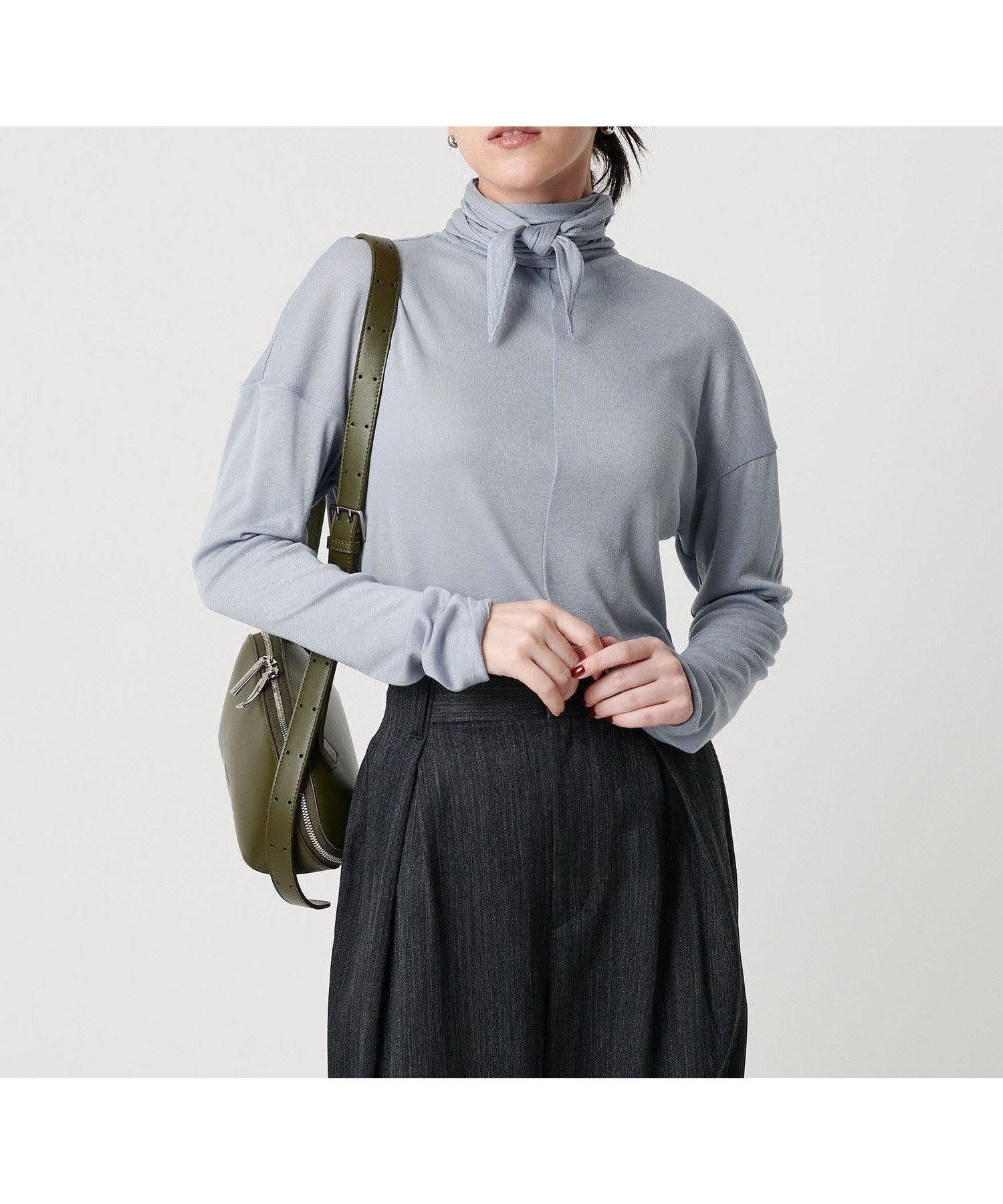 【ビューティ&ユース ユナイテッドアローズ/BEAUTY&YOUTH / UNITED ARROWS】のボウタイ クルーネック プルオーバー インテリア・キッズ・メンズ・レディースファッション・服の通販 founy(ファニー) 　ファッション　Fashion　レディースファッション　Fashion for Women　トップス・カットソー　Cut & Sew Tops　カジュアルプルオーバー・ニットトップス　Pullovers & Knit Tops / Casual Pullovers　インナー　Innerwear　カットソー　Cut and Sewn Top　クラシック　Classic, Timeless Style　サテン　Satin, Glossy Fabric　シアー　Sheer, See-Through　ショルダー　Shoulder, Shoulder Strap　ジャケット　Jacket, Outerwear　ツイード　Twill, Twill Weave　トレンド　Trend, Trending Now　ドッキング　Docking, Mixed Material　ドロップ　Drop Shoulder, Dropped Style　ボトム　Bottoms, Lower Wear　ロング　Long, Long-Length　おすすめ　Recommended / Our Picks　LT.BLUE|ID: prp329100004695109 ipo3291000000034065319
