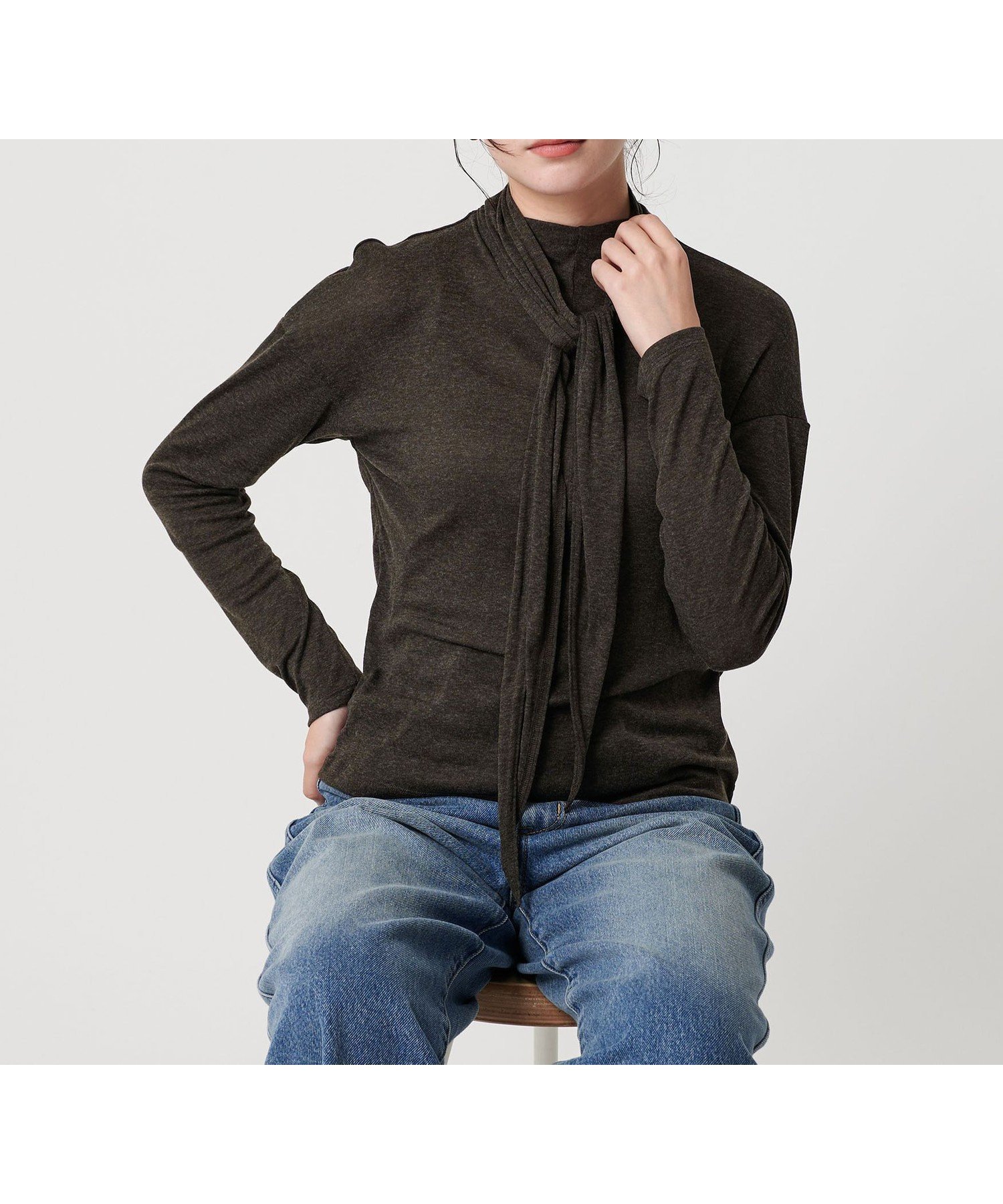 【ビューティ&ユース ユナイテッドアローズ/BEAUTY&YOUTH / UNITED ARROWS】のボウタイ クルーネック プルオーバー インテリア・キッズ・メンズ・レディースファッション・服の通販 founy(ファニー) 　ファッション　Fashion　レディースファッション　Fashion for Women　トップス・カットソー　Cut & Sew Tops　カジュアルプルオーバー・ニットトップス　Pullovers & Knit Tops / Casual Pullovers　インナー　Innerwear　カットソー　Cut and Sewn Top　クラシック　Classic, Timeless Style　サテン　Satin, Glossy Fabric　シアー　Sheer, See-Through　ショルダー　Shoulder, Shoulder Strap　ジャケット　Jacket, Outerwear　ツイード　Twill, Twill Weave　トレンド　Trend, Trending Now　ドッキング　Docking, Mixed Material　ドロップ　Drop Shoulder, Dropped Style　ボトム　Bottoms, Lower Wear　ロング　Long, Long-Length　おすすめ　Recommended / Our Picks　DK.BROWN|ID: prp329100004695109 ipo3291000000034065322