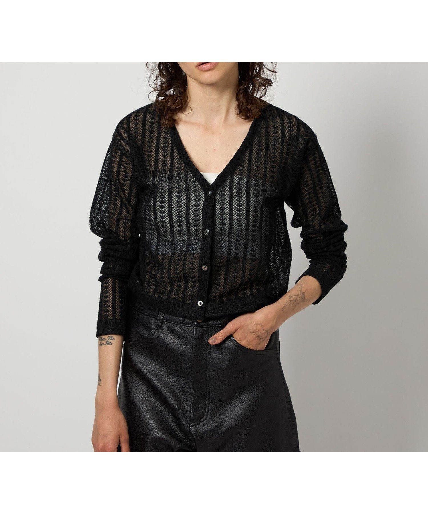 【ビューティ&ユース ユナイテッドアローズ/BEAUTY&YOUTH / UNITED ARROWS】の6 (ROKU) レース ジャカード カーディガン インテリア・キッズ・メンズ・レディースファッション・服の通販 founy(ファニー) 　ファッション　Fashion　レディースファッション　Fashion for Women　トップス・カットソー　Cut & Sew Tops　カーディガン・羽織り　Layered Style Cardigans　エレガント 上品　Elegant　カーディガン　Cardigan, Knitwear　ジャカード／ジャガード　Jacquard, Woven Pattern　デコルテ　Décolleté, Neckline　レース　Lace, Lace Fabric　夏　Summer　春　Spring　S/S・春夏　SS, Spring/Summer, Warm Season　BLACK|ID: prp329100004695205 ipo3291000000033904413