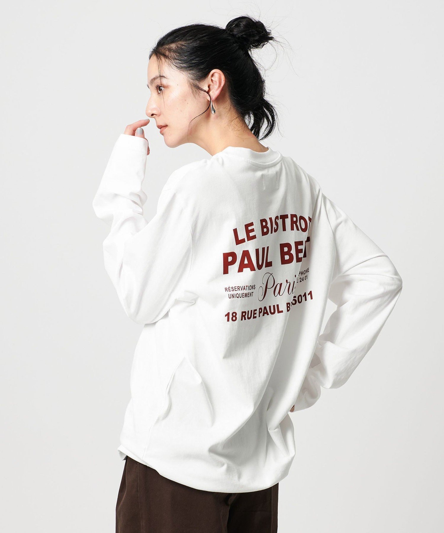 【ビューティ&ユース ユナイテッドアローズ/BEAUTY&YOUTH / UNITED ARROWS】のGift Shop BISTROT PAUL BERT ロングスリーブTシャツ インテリア・キッズ・メンズ・レディースファッション・服の通販 founy(ファニー) 　ファッション　Fashion　レディースファッション　Fashion for Women　トップス・カットソー　Cut & Sew Tops　シャツ・ブラウス・オフィスカジュアル　Elegant Blouses & Button-Ups　ロングTシャツ・Tシャツ　Longline T-Shirts & Tees　アクセサリー　Fashion Accessories　インナー　Innerwear　コラボ　Collaboration, Collab　コレクション　Collection, Seasonal Line　ジャケット　Jacket, Outerwear　スラックス　Slacks, Dress Pants　スリーブ　Sleeve, Long Sleeve / Short Sleeve　とろみ　Fluid, Flowy Fabric　テーブル　Table, Dining Table　人気　Popular, Best Seller　長袖　Long Sleeve, Full Sleeve　フランス　France, French　プリント　Print, Printed Pattern　ボトム　Bottoms, Lower Wear　ロング　Long, Long-Length　WHITE|ID: prp329100004695207 ipo3291000000033904420