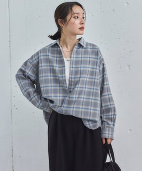 【ドゥ アルシーヴ/Doux archives】のオンブレチェックシャツ 人気、トレンドファッション・服の通販 founy(ファニー) ファッション Fashion レディースファッション Fashion for Women トップス・カットソー Cut & Sew Tops シャツ・ブラウス・オフィスカジュアル Elegant Blouses & Button-Ups ショルダー Shoulder, Shoulder Strap チェック Check, Plaid, Tartan ドロップ Drop Shoulder, Dropped Style ブラウジング Blouson Silhouette, Cinched Waist 羽織 Haori, Light Jacket |ID:prp329100004695220