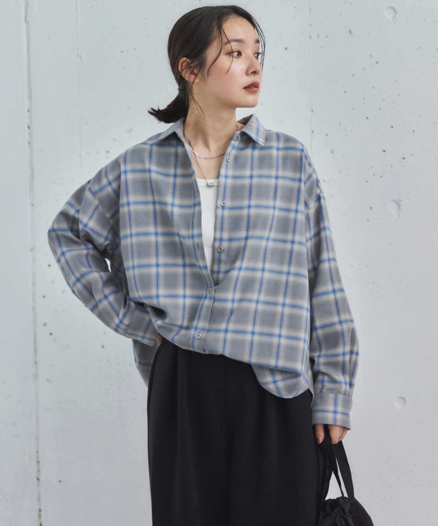 【ドゥ アルシーヴ/Doux archives】のオンブレチェックシャツ インテリア・キッズ・メンズ・レディースファッション・服の通販 founy(ファニー) 　ファッション　Fashion　レディースファッション　Fashion for Women　トップス・カットソー　Cut & Sew Tops　シャツ・ブラウス・オフィスカジュアル　Elegant Blouses & Button-Ups　ショルダー　Shoulder, Shoulder Strap　チェック　Check, Plaid, Tartan　ドロップ　Drop Shoulder, Dropped Style　ブラウジング　Blouson Silhouette, Cinched Waist　羽織　Haori, Light Jacket　BLUE|ID: prp329100004695220 ipo3291000000033904498