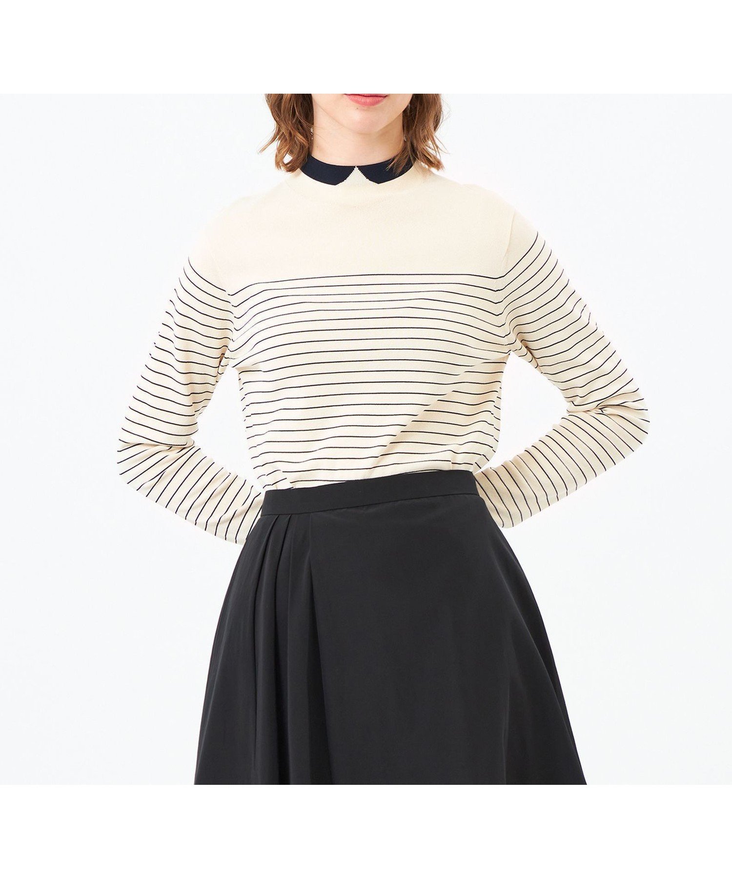 【マッキントッシュ フィロソフィー/MACKINTOSH PHILOSOPHY】の【25年秋冬モデル】Cleric Collar Knit ロングスリーブ インテリア・キッズ・メンズ・レディースファッション・服の通販 founy(ファニー) 　ファッション　Fashion　レディースファッション　Fashion for Women　トップス・カットソー　Cut & Sew Tops　ニット　Knit Tops & Sweaters　おすすめ　Recommended / Our Picks　シンプル　Simple, Minimal　ストレッチ　Stretch, Stretchy Fabric　スリーブ　Sleeve, Long Sleeve / Short Sleeve　ドレープ　Drape, Draping Fabric　ミックス　Mix, Mixed Style　ロング　Long, Long-Length　エレガント 上品　Elegant　冬　Winter / This Winter　春　Spring　秋　Autumn　A/W・秋冬　Autumn/Winter　オフホワイト|ID: prp329100004695363 ipo3291000000033905533