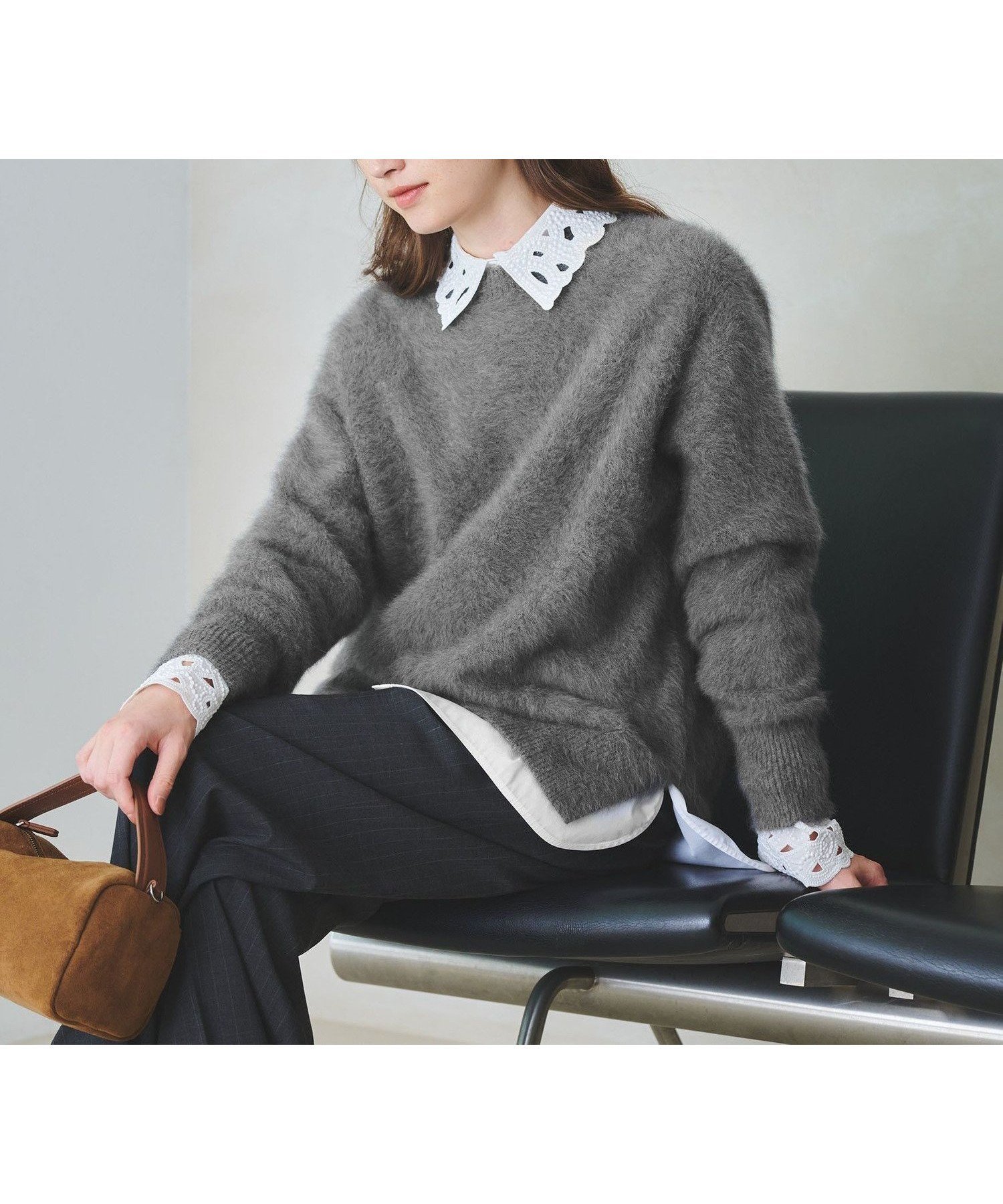 【ユナイテッドアローズ/UNITED ARROWS】のフォックスカシミヤ クルーネック ニット インテリア・キッズ・メンズ・レディースファッション・服の通販 founy(ファニー) 　ファッション　Fashion　レディースファッション　Fashion for Women　トップス・カットソー　Cut & Sew Tops　ニット　Knit Tops & Sweaters　軽量　Lightweight, Ultra Light　フォックス　Fox, Fox Fur　ヘムライン　Hemline, Bottom Cut　ボックス　Boxy, Box Shape　おすすめ　Recommended / Our Picks　MD.GRAY|ID: prp329100004695400 ipo3291000000033905826