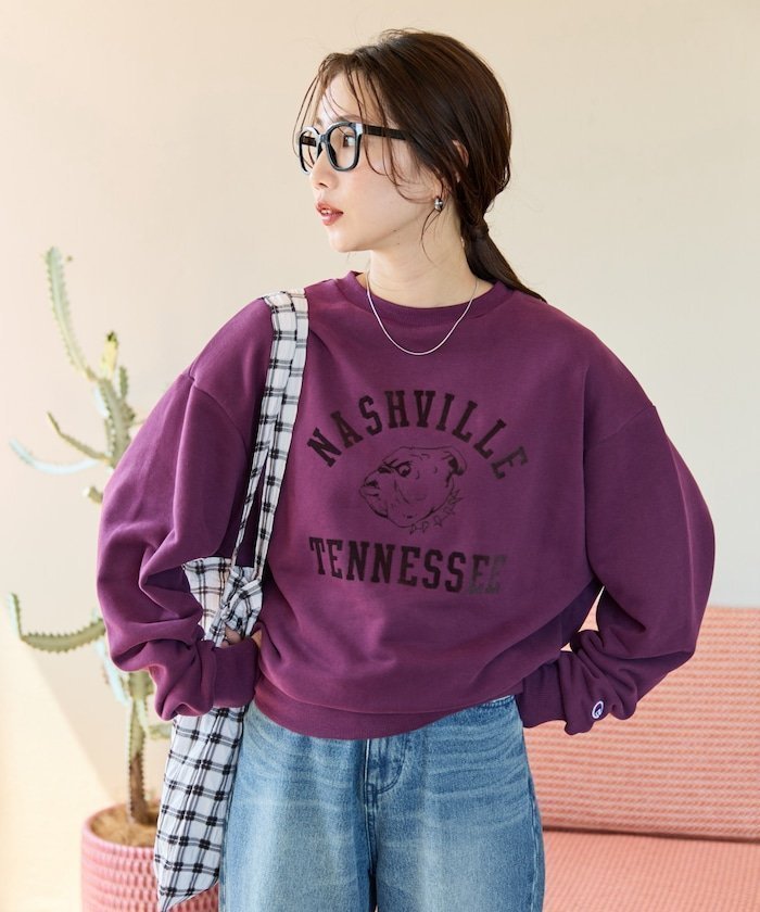 【フリークスストア/FREAK'S STORE】の別注 ブルドッグ フロッキー プリント スウェット【限定展開】Champion チャンピオン スウェット プリント ブルドッグ 25AW インテリア・キッズ・メンズ・レディースファッション・服の通販 founy(ファニー) 　ファッション　Fashion　レディースファッション　Fashion for Women　トップス・カットソー　Cut & Sew Tops　レディースパーカー・カジュアルフーディー　Casual Hoodies & Sweatshirts　スウェット・クルーネックトップス　Sweatshirts & Crewnecks / Relaxed Fit Sweat Tops　2025年　2025　2025-2026秋冬・A/W　Autumn/Winter 2025–26 AW25–26　スウェット / スエット　Sweatshirt, Sweatwear　スペシャル　Special, Limited Edition　プリント　Print, Printed Pattern　別注　Limited Edition, Custom Order　ワインレッド|ID: prp329100004695828 ipo3291000000034071164