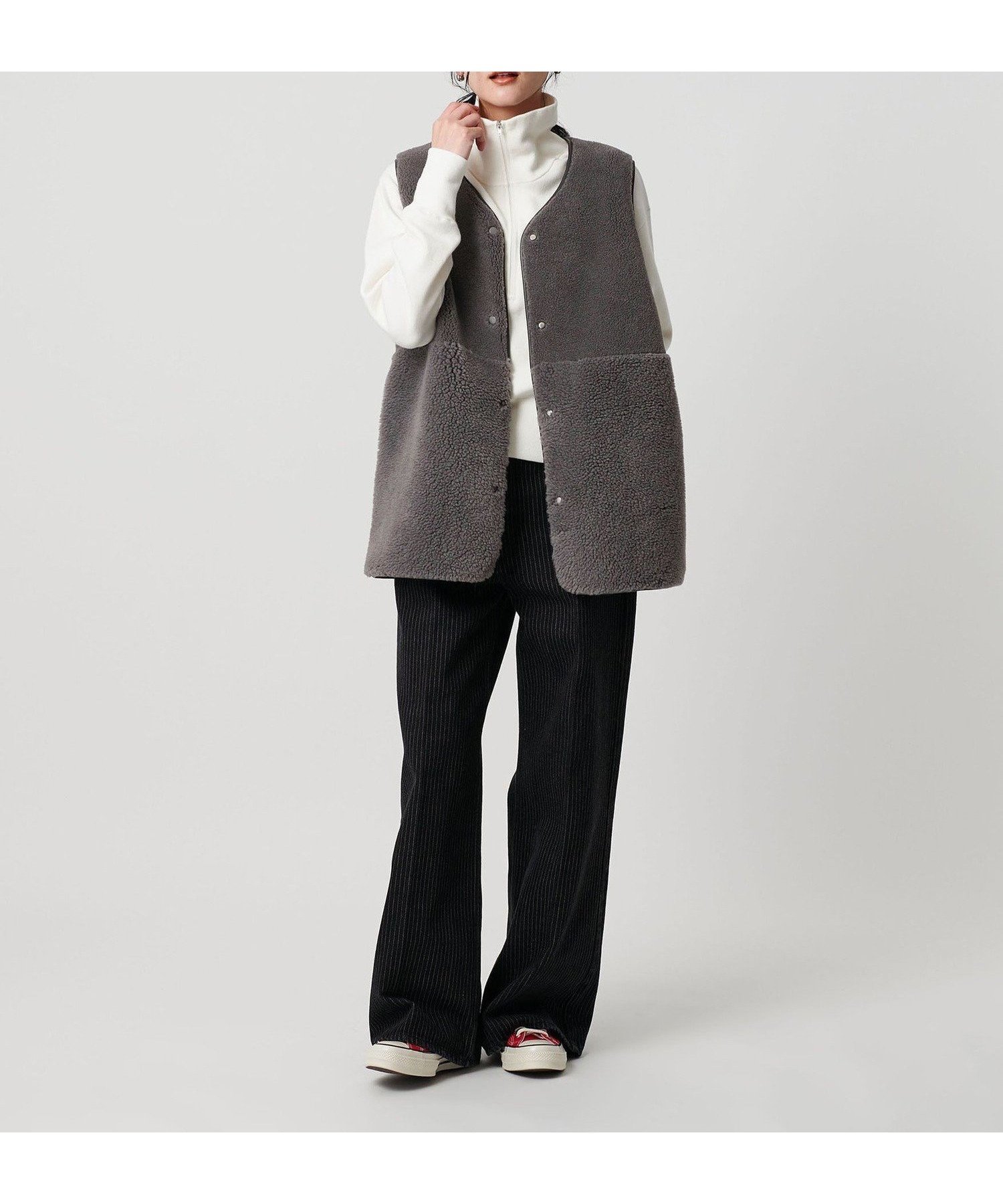 【ビューティ&ユース ユナイテッドアローズ/BEAUTY&YOUTH / UNITED ARROWS】の【WEB限定】ボア*フェイクムートン リバーシブルベスト インテリア・キッズ・メンズ・レディースファッション・服の通販 founy(ファニー) 　ファッション　Fashion　レディースファッション　Fashion for Women　アウター　Coat / Outerwear Collection　トップス・カットソー　Cut & Sew Tops　ベスト&ジレ / 重ね着スタイル　Vests & Gilets　ジャケット　Jacket, Outerwear　スウェット / スエット　Sweatshirt, Sweatwear　デニム　Denim, Jeans Material　フェイクムートン　Faux Shearling, Faux Mouton　ブルゾン　Blouson, Bomber Jacket　ベスト　Vest, Waistcoat　リバーシブル　Reversible, Two-Sided　ロング　Long, Long-Length　おすすめ　Recommended / Our Picks　DK.GRAY|ID: prp329100004695874 ipo3291000000033910243