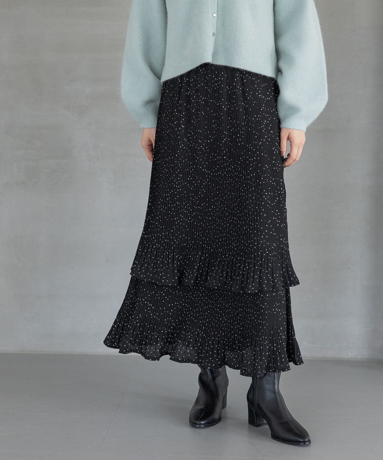 【アパートバイローリーズ/apart by lowrys】の【再入荷】ホソプリーツティアードスカート インテリア・キッズ・メンズ・レディースファッション・服の通販 founy(ファニー) ファッション Fashion レディースファッション Fashion for Women スカート Skirts ティアードスカート Tiered Skirts おすすめ Recommended / Our Picks ジョーゼット Georgette, Semi-Sheer Fabric スウェット / スエット Sweatshirt, Sweatwear フェミニン Feminine, Girly フリル Frill, Ruffle プリーツ Pleats, Pleated 人気 Popular, Best Seller 再入荷 Restock / Back in Stock ドット11|ID: prp329100004695896 ipo3291000000034577740