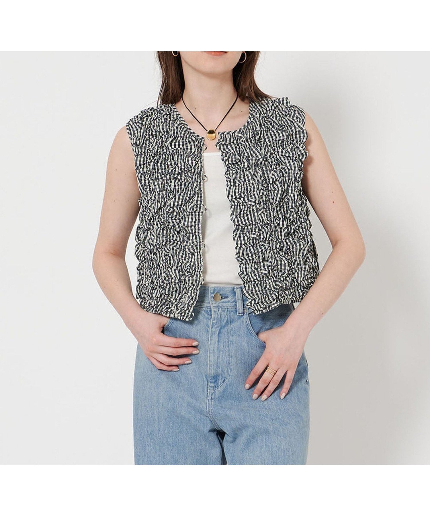 【ユナイテッドアローズ/UNITED ARROWS】のシャーリング ベスト 人気、トレンドファッション・服の通販 founy(ファニー) 　ファッション　Fashion　レディースファッション　Fashion for Women　アウター　Coat / Outerwear Collection　トップス・カットソー　Cut & Sew Tops　ベスト&ジレ / 重ね着スタイル　Vests & Gilets　おすすめ　Recommended / Our Picks　イタリア　Italy　シャーリング　Shirring, Ruched　タフタ　Taffeta, Structured Fabric　チェック　Check, Plaid, Tartan　フロント　Front, Front Design　ベスト　Vest, Waistcoat　ボトム　Bottoms, Lower Wear　夏　Summer　春　Spring　 other-1|ID: prp329100004696167 ipo3291000000033912857