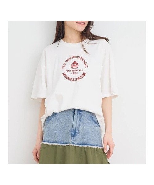 【その他のブランド/Other】の【接触冷感】デザートロゴ刺繍Tシャツ インテリア・キッズ・メンズ・レディースファッション・服の通販 founy(ファニー) https://founy.com/ ファッション Fashion レディースファッション Fashion for Women トップス・カットソー Cut & Sew Tops シャツ・ブラウス・オフィスカジュアル Elegant Blouses & Button-Ups ロングTシャツ・Tシャツ Longline T-Shirts & Tees おすすめ Recommended / Our Picks サークル Circle, Round Design シンプル Simple, Minimal ストライプ Stripe, Striped Pattern チェック Check, Plaid, Tartan デザート Dessert, Sweet Treat デニム Denim, Jeans Material モチーフ Motif, Design Theme リラックス Relax, Relaxed Fit |ID: prp329100004697260 ipo3291000000033920386