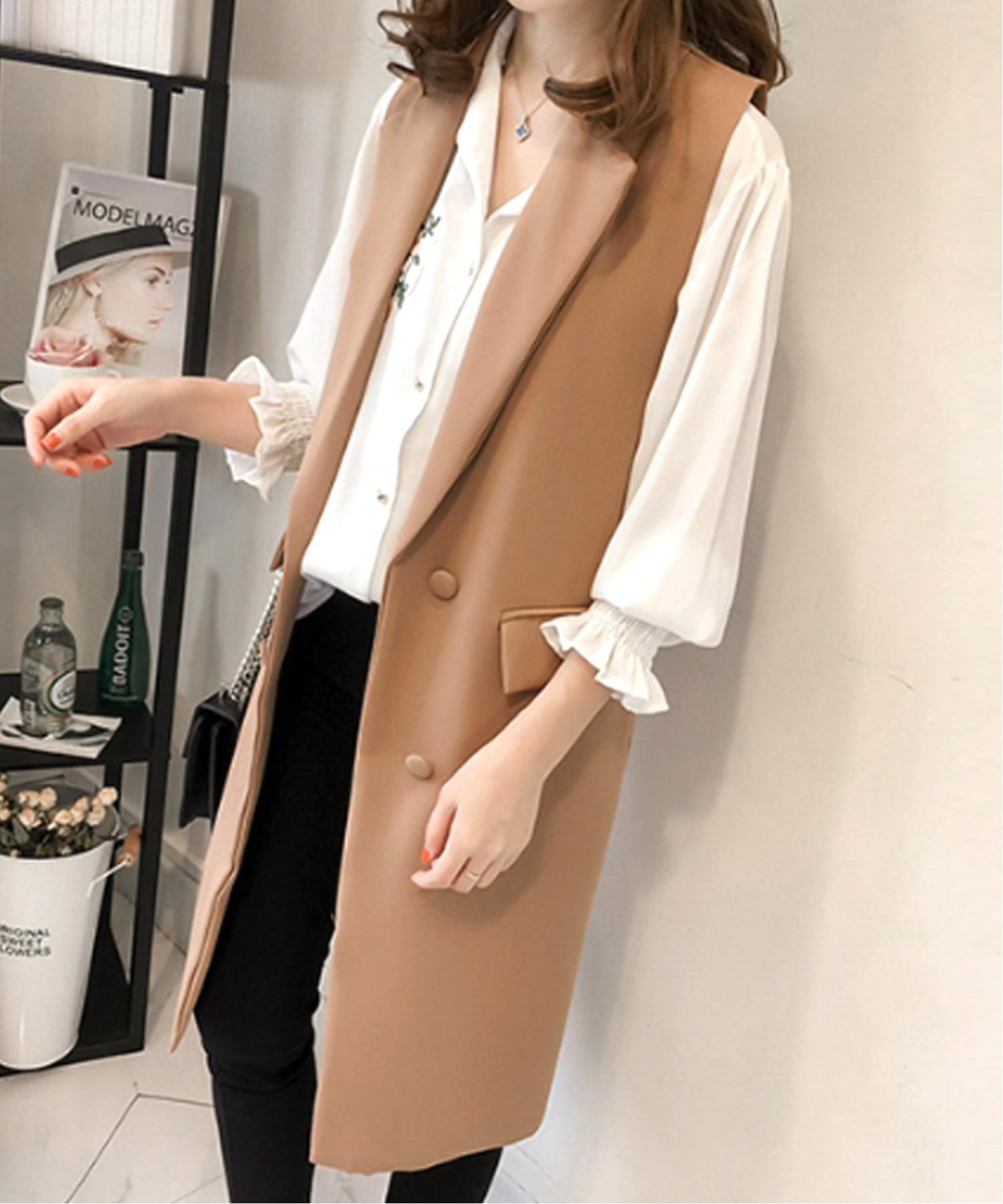 【アミュレット/Amulet】の【Amulet】ノースリーブジャケット インテリア・キッズ・メンズ・レディースファッション・服の通販 founy(ファニー) 　ファッション　Fashion　レディースファッション　Fashion for Women　アウター　Coat / Outerwear Collection　レディースジャケット・軽アウター　Jackets　ショート　Short, Short Length　シンプル　Simple, Minimal　ジャケット　Jacket, Outerwear　ノースリーブ　Sleeveless, No-Sleeve　フレア　Flare, Flared　ポケット　Pocket, Pocket Detail　ワイド　Wide, Wide Fit　ベージュ|ID: prp329100004697294 ipo3291000000033920655