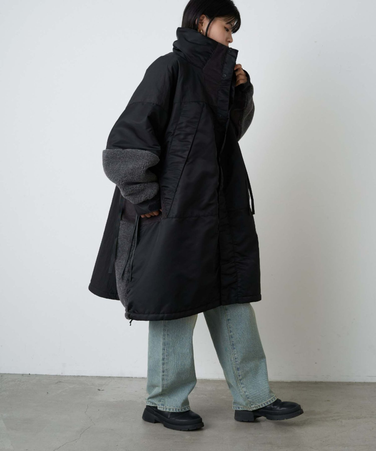 【チャオパニックティピー/CIAOPANIC TYPY】の【etsinta/エシンタ】モンスター中綿オーバーコート インテリア・キッズ・メンズ・レディースファッション・服の通販 founy(ファニー) ファッション Fashion レディースファッション Fashion for Women アウター Coat / Outerwear Collection コート・ロングコート・ピーコート Long Coats, Peacoats & More インナー Innerwear シンプル Simple, Minimal ジップ Zip, Zipper スタンド Stand Collar, Upright Stand ドローコード Drawcord, Drawstring Cord パッチワーク Patchwork, Mixed Fabric ボトム Bottoms, Lower Wear ロング Long, Long-Length おすすめ Recommended / Our Picks ブラック|ID: prp329100004697375 ipo3291000000034848860