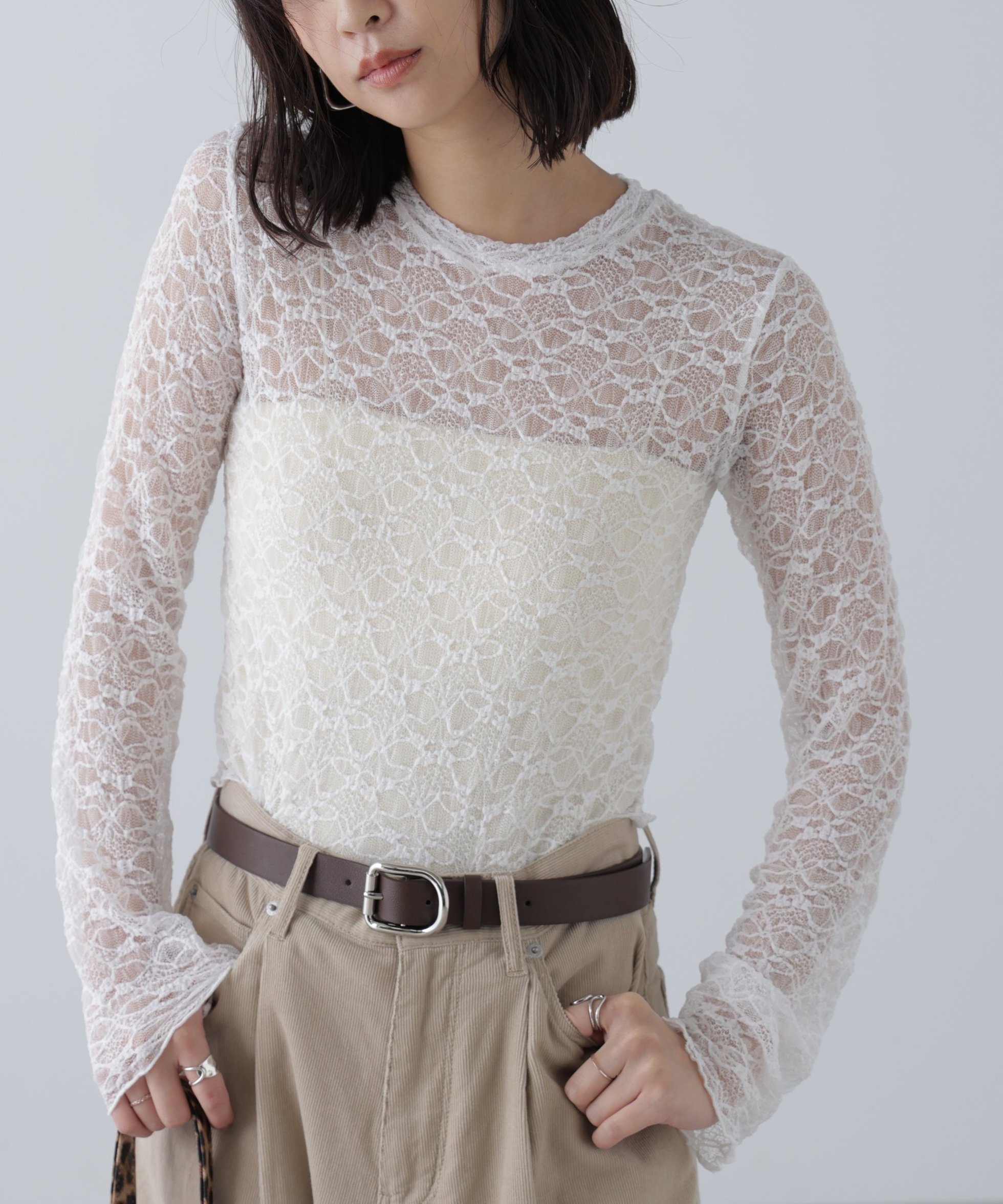【フリーズマート/FREE'S MART】のショート丈レーストップス インテリア・キッズ・メンズ・レディースファッション・服の通販 founy(ファニー) 　ファッション　Fashion　レディースファッション　Fashion for Women　トップス・カットソー　Cut & Sew Tops　おすすめ　Recommended / Our Picks　インナー　Innerwear　コンパクト　Compact, Small Size　ショート　Short, Short Length　スラックス　Slacks, Dress Pants　デニム　Denim, Jeans Material　レース　Lace, Lace Fabric　オフ|ID: prp329100004697540 ipo3291000000033921639