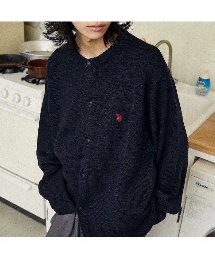 【フリークスストア/FREAK'S STORE】の別注 CREW NECK KNIT CARDIGAN/クルーネックニットカーディガン 25AW インテリア・キッズ・メンズ・レディースファッション・服の通販 founy(ファニー) 　ファッション　Fashion　レディースファッション　Fashion for Women　トップス・カットソー　Cut & Sew Tops　ニット　Knit Tops & Sweaters　カーディガン・羽織り　Layered Style Cardigans　2025年　2025　2025-2026秋冬・A/W　Autumn/Winter 2025–26 AW25–26　冬　Winter / This Winter　アクリル　Acrylic Material　インナー　Innerwear　トレンド　Trend, Trending Now　モチーフ　Motif, Design Theme　リラックス　Relax, Relaxed Fit　ワンポイント　One Point, Statement Accent　エレガント 上品　Elegant　別注　Limited Edition, Custom Order　A/W・秋冬　Autumn/Winter　ネイビー|ID: prp329100004697756 ipo3291000000034507178