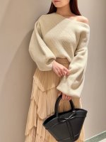 【スナイデル/SNIDEL】のファーライクニットプルオーバー 人気、トレンドファッション・服の通販 founy(ファニー) ファッション Fashion レディースファッション Fashion for Women トップス・カットソー Cut & Sew Tops ニット Knit Tops & Sweaters カジュアルプルオーバー・ニットトップス Pullovers & Knit Tops / Casual Pullovers ウェーブ Wavy Pattern オレンジ Orange 春 Spring ショルダー Shoulder, Shoulder Strap シンプル Simple, Minimal ストレート Straight, Straight Cut 人気 Popular, Best Seller パステル Pastel, Soft Color フェミニン Feminine, Girly フォックス Fox, Fox Fur おすすめ Recommended / Our Picks |ID:prp329100004697987