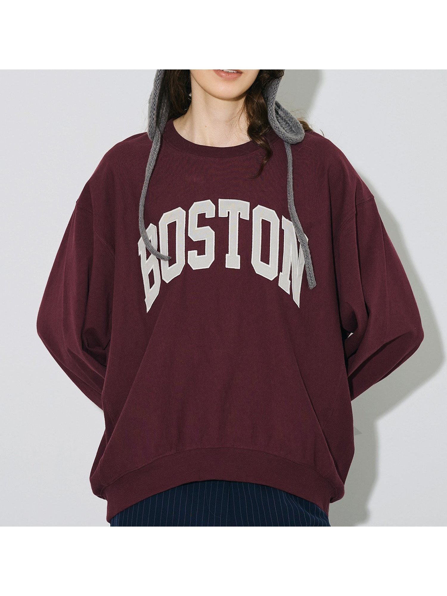 【コカ/COCA】のT-スウェットワッペンビッグシルエット インテリア・キッズ・メンズ・レディースファッション・服の通販 founy(ファニー) 　ファッション　Fashion　レディースファッション　Fashion for Women　トップス・カットソー　Cut & Sew Tops　レディースパーカー・カジュアルフーディー　Casual Hoodies & Sweatshirts　スウェット・クルーネックトップス　Sweatshirts & Crewnecks / Relaxed Fit Sweat Tops　カットソー　Cut and Sewn Top　ジャケット　Jacket, Outerwear　スウェット / スエット　Sweatshirt, Sweatwear　デニム　Denim, Jeans Material　トレンド　Trend, Trending Now　長袖　Long Sleeve, Full Sleeve　プリント　Print, Printed Pattern　ポケット　Pocket, Pocket Detail　2025年　2025　2025-2026秋冬・A/W　Autumn/Winter 2025–26 AW25–26　Wine|ID: prp329100004698003 ipo3291000000034214136