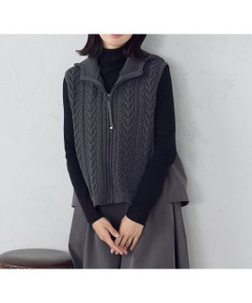 【コムサイズム/COMME CA ISM】のケーブルニットジレ 人気、トレンドファッション・服の通販 founy(ファニー) ファッション Fashion レディースファッション Fashion for Women アウター Coat / Outerwear Collection トップス・カットソー Cut & Sew Tops ニット Knit Tops & Sweaters ベスト&ジレ / 重ね着スタイル Vests & Gilets おすすめ Recommended / Our Picks インナー Innerwear タフタ Taffeta, Structured Fabric バランス Balance, Style Balance ポケット Pocket, Pocket Detail ミックス Mix, Mixed Style ロング Long, Long-Length 人気 Popular, Best Seller |ID:prp329100004698172