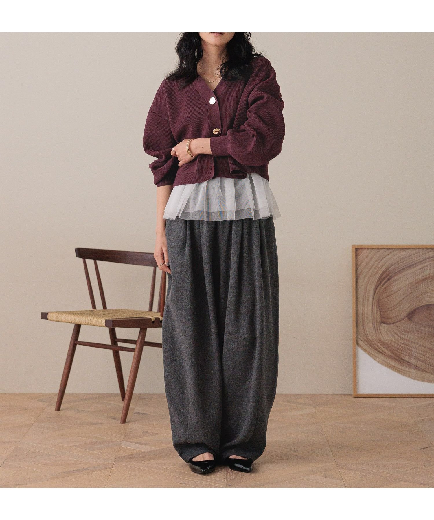 【ローリーズファーム/LOWRYS FARM】のデコボタンショートカーディガン インテリア・キッズ・メンズ・レディースファッション・服の通販 founy(ファニー) 　ファッション　Fashion　レディースファッション　Fashion for Women　トップス・カットソー　Cut & Sew Tops　カーディガン・羽織り　Layered Style Cardigans　カーディガン　Cardigan, Knitwear　クロップド　Cropped, Short Length　シンプル　Simple, Minimal　デニム　Denim, Jeans Material　フレア　Flare, Flared　ワイド　Wide, Wide Fit　秋　Autumn　軽量　Lightweight, Ultra Light　ワイン38|ID: prp329100004698232 ipo3291000000034027104