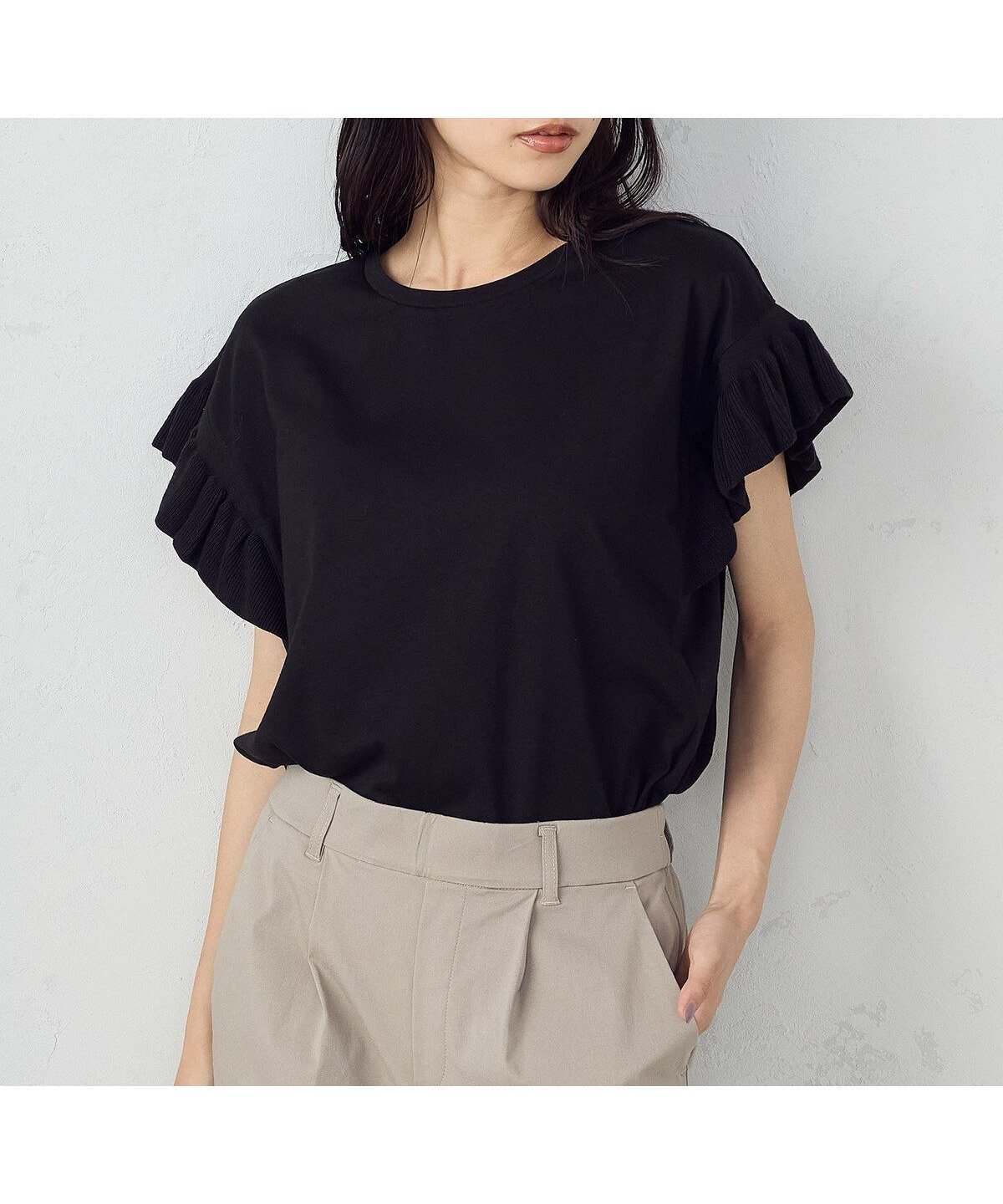 【コムサイズム/COMME CA ISM】のフリルカットソー インテリア・キッズ・メンズ・レディースファッション・服の通販 founy(ファニー) 　ファッション　Fashion　レディースファッション　Fashion for Women　トップス・カットソー　Cut & Sew Tops　カットソー・ベーシックTシャツ　Cut-and-Sewn Tops / Stretch Tees & Basics　ドッキング　Docking, Mixed Material　フェミニン　Feminine, Girly　フリル　Frill, Ruffle　夏　Summer　ブラック|ID: prp329100004698278 ipo3291000000033926446