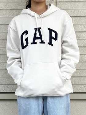 【ギャップ/GAP】のリラックス GAPロゴパーカー 人気、トレンドファッション・服の通販 founy(ファニー) ファッション Fashion レディースファッション Fashion for Women トップス・カットソー Cut & Sew Tops レディースパーカー・カジュアルフーディー Casual Hoodies & Sweatshirts お家時間・ステイホーム Stay Home / At Home ショルダー Shoulder, Shoulder Strap ドロップ Drop Shoulder, Dropped Style パーカー Hoodie, Parka フロント Front, Front Design ポケット Pocket, Pocket Detail リラックス Relax, Relaxed Fit |ID:prp329100004698765