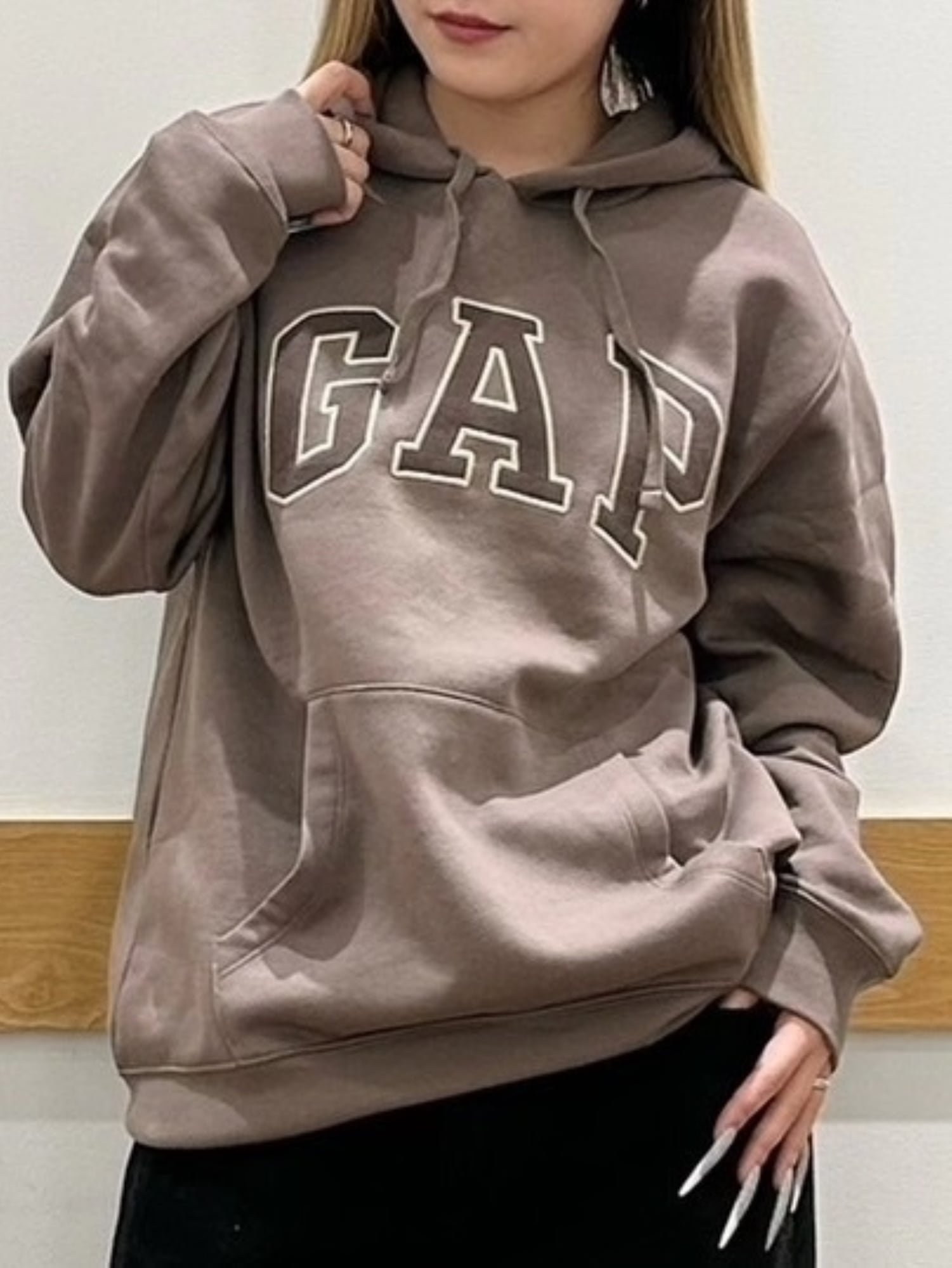 【ギャップ/GAP】のリラックス GAPロゴパーカー インテリア・キッズ・メンズ・レディースファッション・服の通販 founy(ファニー)  ファッション Fashion レディースファッション Fashion for Women トップス・カットソー Cut & Sew Tops レディースパーカー・カジュアルフーディー Casual Hoodies & Sweatshirts お家時間・ステイホーム Stay Home / At Home ショルダー Shoulder, Shoulder Strap ドロップ Drop Shoulder, Dropped Style パーカー Hoodie, Parka フロント Front, Front Design ポケット Pocket, Pocket Detail リラックス Relax, Relaxed Fit PLYMOUTH_ROCK|ID: prp329100004698765 ipo3291000000034357160