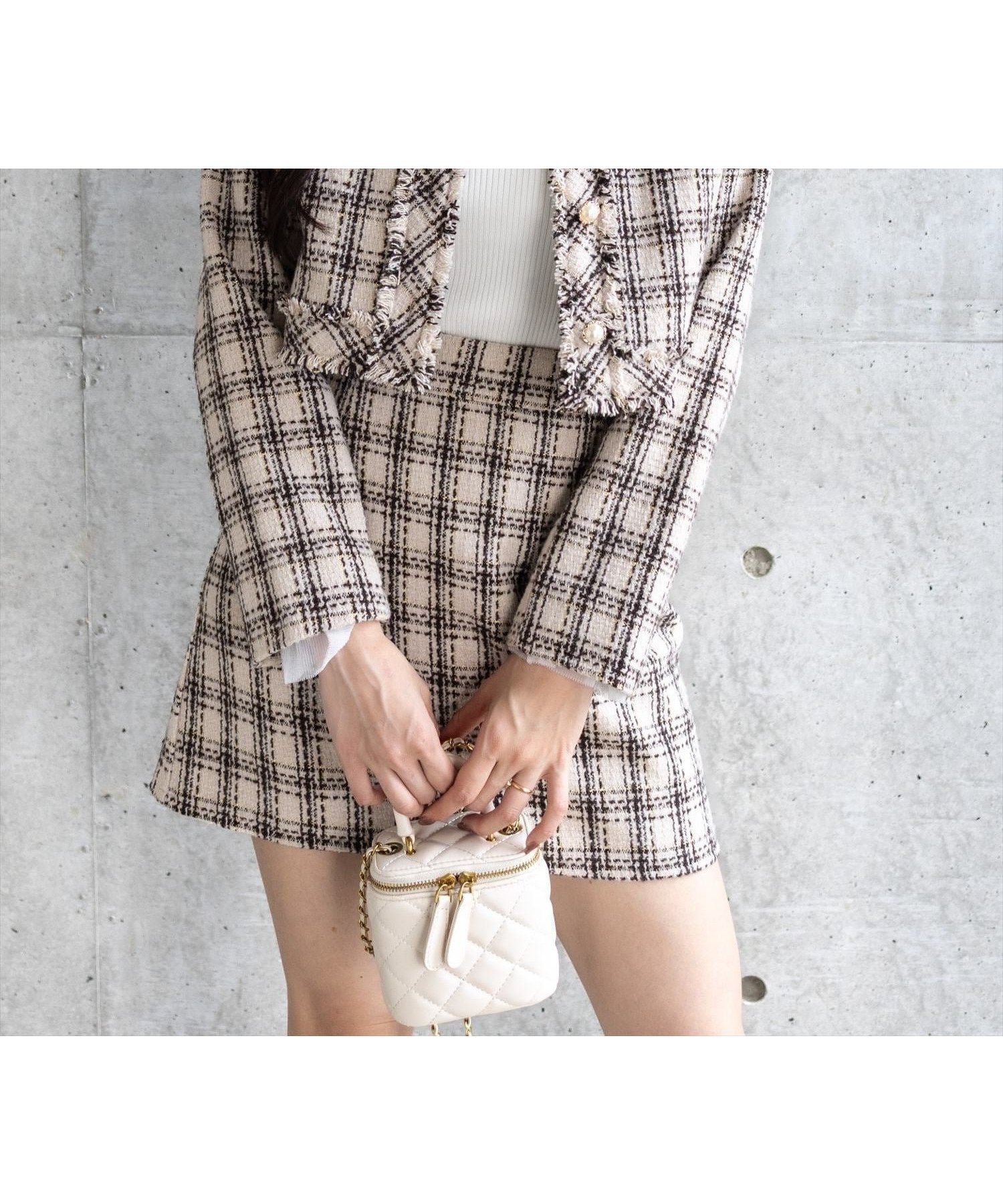 【クリア/clear】のツイードジャケット(セット可) インテリア・キッズ・メンズ・レディースファッション・服の通販 founy(ファニー) 　ファッション　Fashion　レディースファッション　Fashion for Women　アウター　Coat / Outerwear Collection　レディースジャケット・軽アウター　Jackets　クラシカル　Classical, Vintage-Inspired　ショート　Short, Short Length　ジャケット　Jacket, Outerwear　ツイード　Twill, Twill Weave　デニム　Denim, Jeans Material　パール　Pearl, Pearl Accent　フェミニン　Feminine, Girly　フリンジ　Fringe, Tassel　フロント　Front, Front Design　ミニスカート　Mini Skirt, Short Skirt　おすすめ　Recommended / Our Picks　エレガント 上品　Elegant　BE|ID: prp329100004698851 ipo3291000000033997852