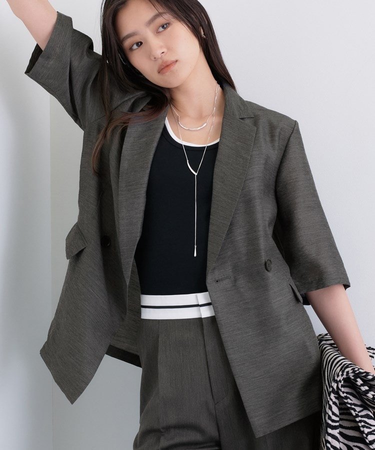 【インディヴィ/INDIVI】のライトダブルジャケット インテリア・キッズ・メンズ・レディースファッション・服の通販 founy(ファニー) 　ファッション　Fashion　レディースファッション　Fashion for Women　アウター　Coat / Outerwear Collection　レディースジャケット・軽アウター　Jackets　インナー　Innerwear　エアリー　Airy Texture　サマー　Summer, Summer Style　シアー　Sheer, See-Through　シルク　Silk, 100% Silk　ジャケット　Jacket, Outerwear　スリム　Slim, Slim Fit　ダブル　Double, Double-Breasted　トレンド　Trend, Trending Now　ノースリーブ　Sleeveless, No-Sleeve　バランス　Balance, Style Balance　ポケット　Pocket, Pocket Detail　マニッシュ　Mannish, Boyish　ミックス　Mix, Mixed Style　リラックス　Relax, Relaxed Fit　ワイド　Wide, Wide Fit　エレガント 上品　Elegant　羽織　Haori, Light Jacket　グレー|ID: prp329100004698921 ipo3291000000033930331