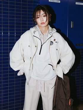 【ミラオーウェン/Mila Owen】の缶バッチ付きGジャン 人気、トレンドファッション・服の通販 founy(ファニー) ファッション Fashion レディースファッション Fashion for Women アウター Coat / Outerwear Collection インディゴ Indigo Denim グラフィック Graphic, Graphic Design ツイル Twist, Twisted Detail デニム Denim, Jeans Material リアル Real, Realistic ヴィンテージ Vintage Style 定番 Standard, Basic Item |ID:prp329100004699319
