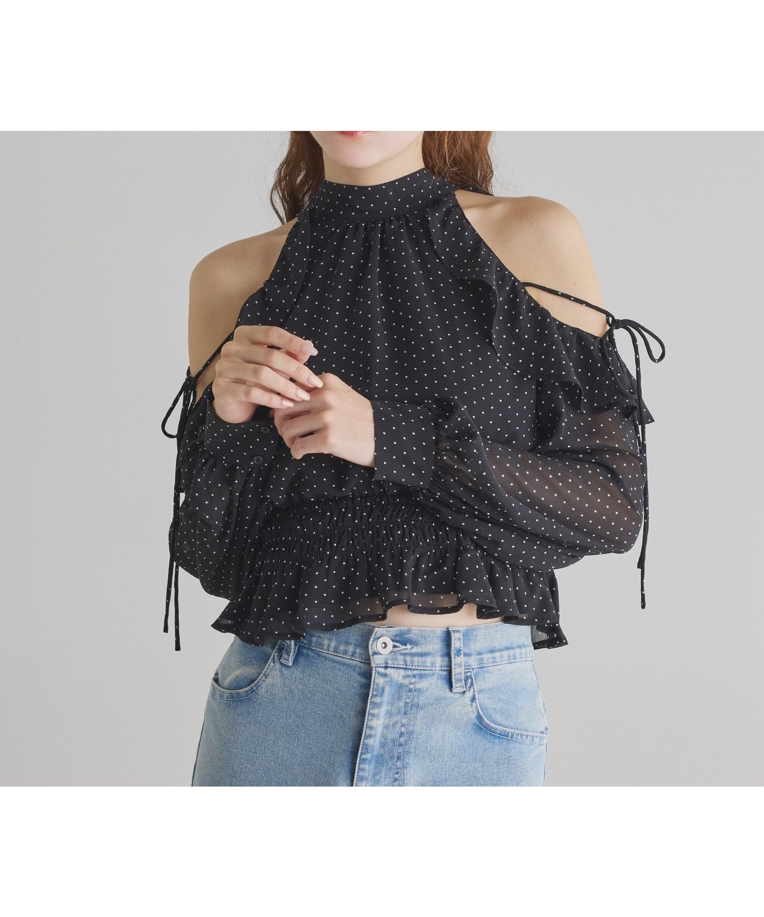 【ナイスクラップ/NICE CLAUP】のバックリボンアメスリブラウス インテリア・キッズ・メンズ・レディースファッション・服の通販 founy(ファニー) 　ファッション　Fashion　レディースファッション　Fashion for Women　トップス・カットソー　Cut & Sew Tops　シャツ・ブラウス・オフィスカジュアル　Elegant Blouses & Button-Ups　2025年　2025　2025-2026秋冬・A/W　Autumn/Winter 2025–26 AW25–26　おすすめ　Recommended / Our Picks　ガーリー　Girly, Feminine Style　デニム　Denim, Jeans Material　トレンド　Trend, Trending Now　フェミニン　Feminine, Girly　フリル　Frill, Ruffle　ペプラム　Peplum, Flared Hem　ミュール　Mule, Backless Shoes　リボン　Ribbon, Bow　夏　Summer　長袖　Long Sleeve, Full Sleeve　ドット|ID: prp329100004699801 ipo3291000000034001654