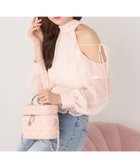 【ナイスクラップ/NICE CLAUP】のバックリボンアメスリブラウス 人気、トレンドファッション・服の通販 founy(ファニー) ファッション Fashion レディースファッション Fashion for Women トップス・カットソー Cut & Sew Tops シャツ・ブラウス・オフィスカジュアル Elegant Blouses & Button-Ups 2025年 2025 2025-2026秋冬・A/W Autumn/Winter 2025–26 AW25–26 おすすめ Recommended / Our Picks ガーリー Girly, Feminine Style デニム Denim, Jeans Material トレンド Trend, Trending Now フェミニン Feminine, Girly フリル Frill, Ruffle ペプラム Peplum, Flared Hem ミュール Mule, Backless Shoes リボン Ribbon, Bow 夏 Summer 長袖 Long Sleeve, Full Sleeve thumbnail ピンク|ID: prp329100004699801 ipo3291000000034001658