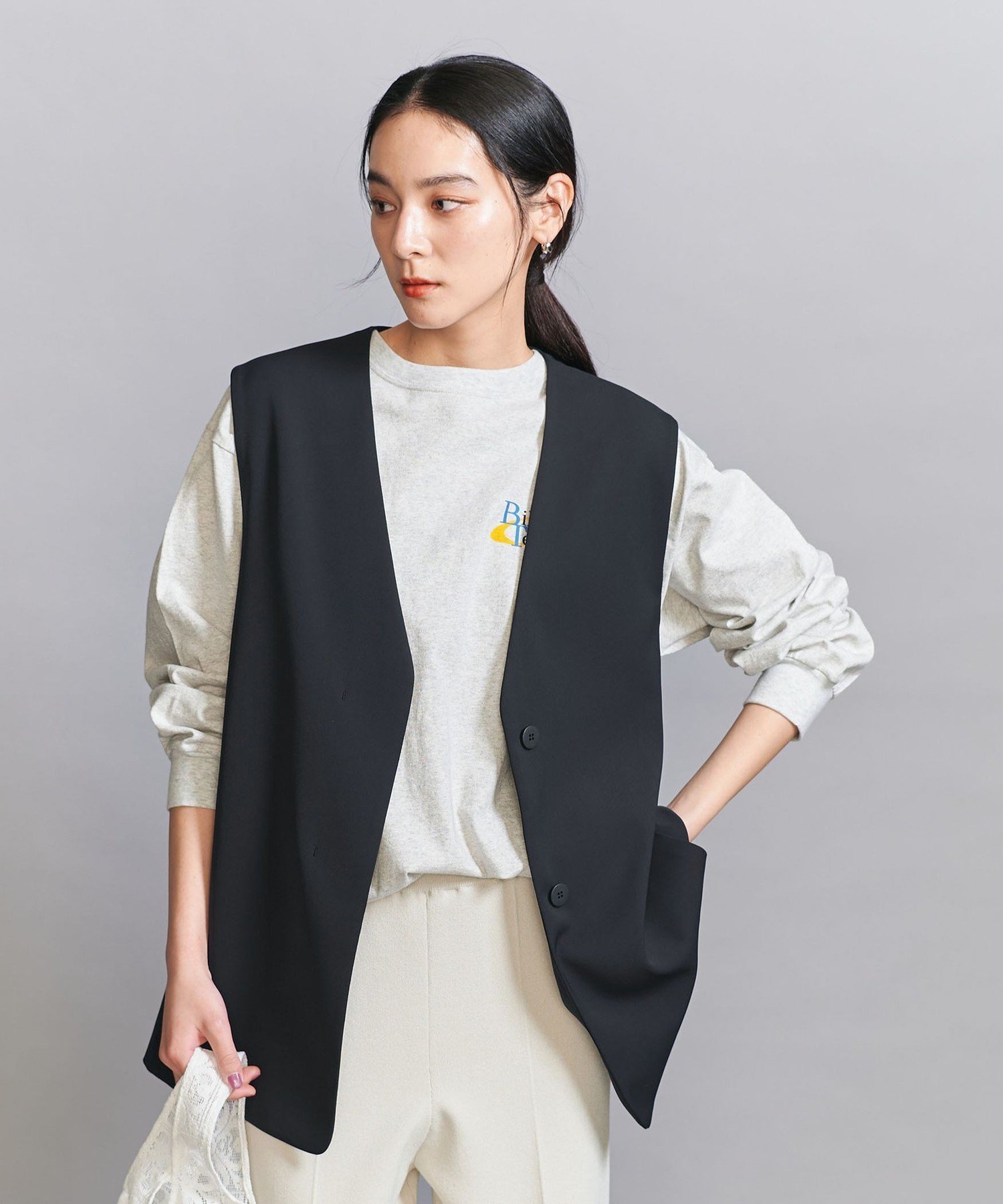 【ビューティ&ユース ユナイテッドアローズ/BEAUTY&YOUTH / UNITED ARROWS】の【WEB限定 Wardrobe DAILY MINIMAL】ダブルクロス リボンベルトジレ ウォッシャブル インテリア・キッズ・メンズ・レディースファッション・服の通販 founy(ファニー) 　ファッション　Fashion　レディースファッション　Fashion for Women　アウター　Coat / Outerwear Collection　トップス・カットソー　Cut & Sew Tops　ベスト&ジレ / 重ね着スタイル　Vests & Gilets　ベルト&ウエストマーク　Belts & Waist Accessories　ウォッシャブル　Machine Washable　オケージョン　Occasion Wear　シンプル　Simple, Minimal　ジャケット　Jacket, Outerwear　とろみ　Fluid, Flowy Fabric　ダブル　Double, Double-Breasted　フロント　Front, Front Design　リボン　Ribbon, Bow　ワイド　Wide, Wide Fit　おすすめ　Recommended / Our Picks　エレガント 上品　Elegant　セレモニー　Ceremony　ビジネス 仕事 通勤　Business / Work / Commuting　NAVY|ID: prp329100004699822 ipo3291000000034003133