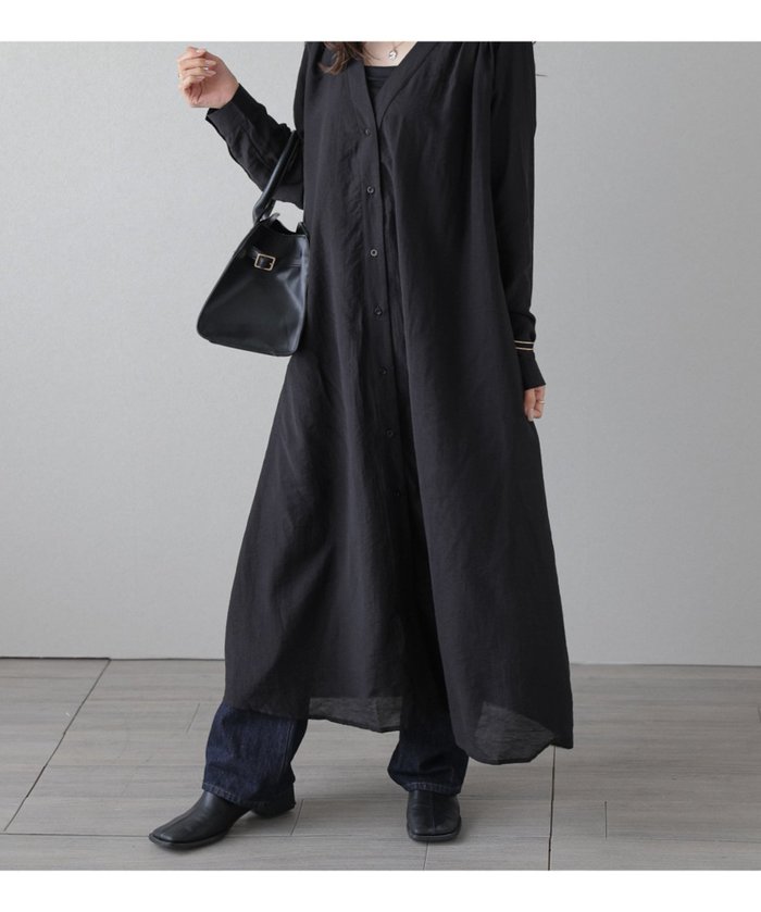 【ラジュール/Lajour】のリネンライクシアーシャツワンピース インテリア・キッズ・メンズ・レディースファッション・服の通販 founy(ファニー) https://founy.com/ ファッション Fashion レディースファッション Fashion for Women ワンピース Dresses シャツワンピース / 1枚で着映えコーデ Shirt Dresses 2025年 2025 2025-2026秋冬・A/W Autumn/Winter 2025–26 AW25–26 ギャザー Gathered, Ruffled シアー Sheer, See-Through デコルテ Décolleté, Neckline フォルム Silhouette, Form リラックス Relax, Relaxed Fit ロング Long, Long-Length エレガント 上品 Elegant |ID: prp329100004700985 ipo3291000000033991241